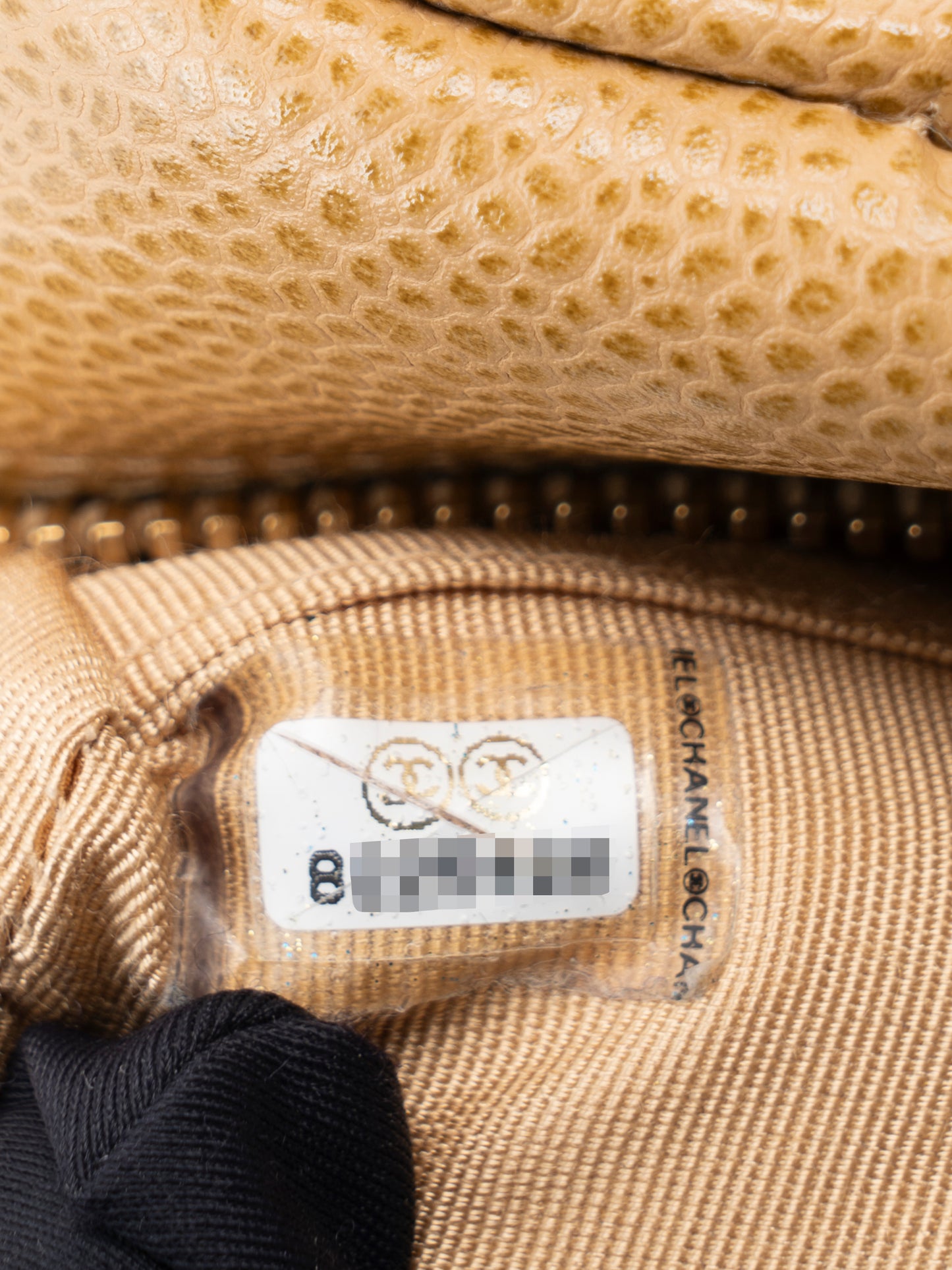 シャネル マトラッセ ハンドバッグ キャビアスキン ベージュ ゴールド金具