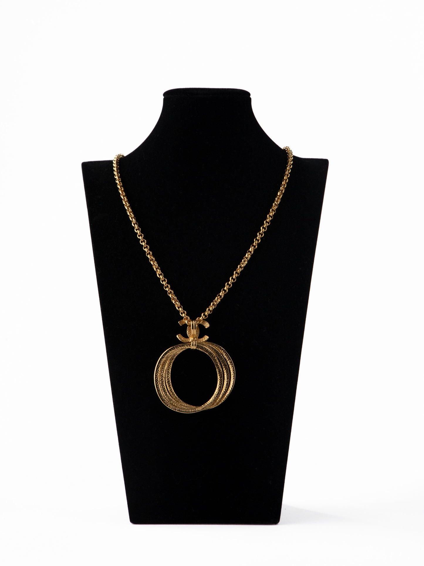 <tc>Chanel Hoop Stack Gold Plated Necklace Cocomark Turnlock Gold Plated</tc>
