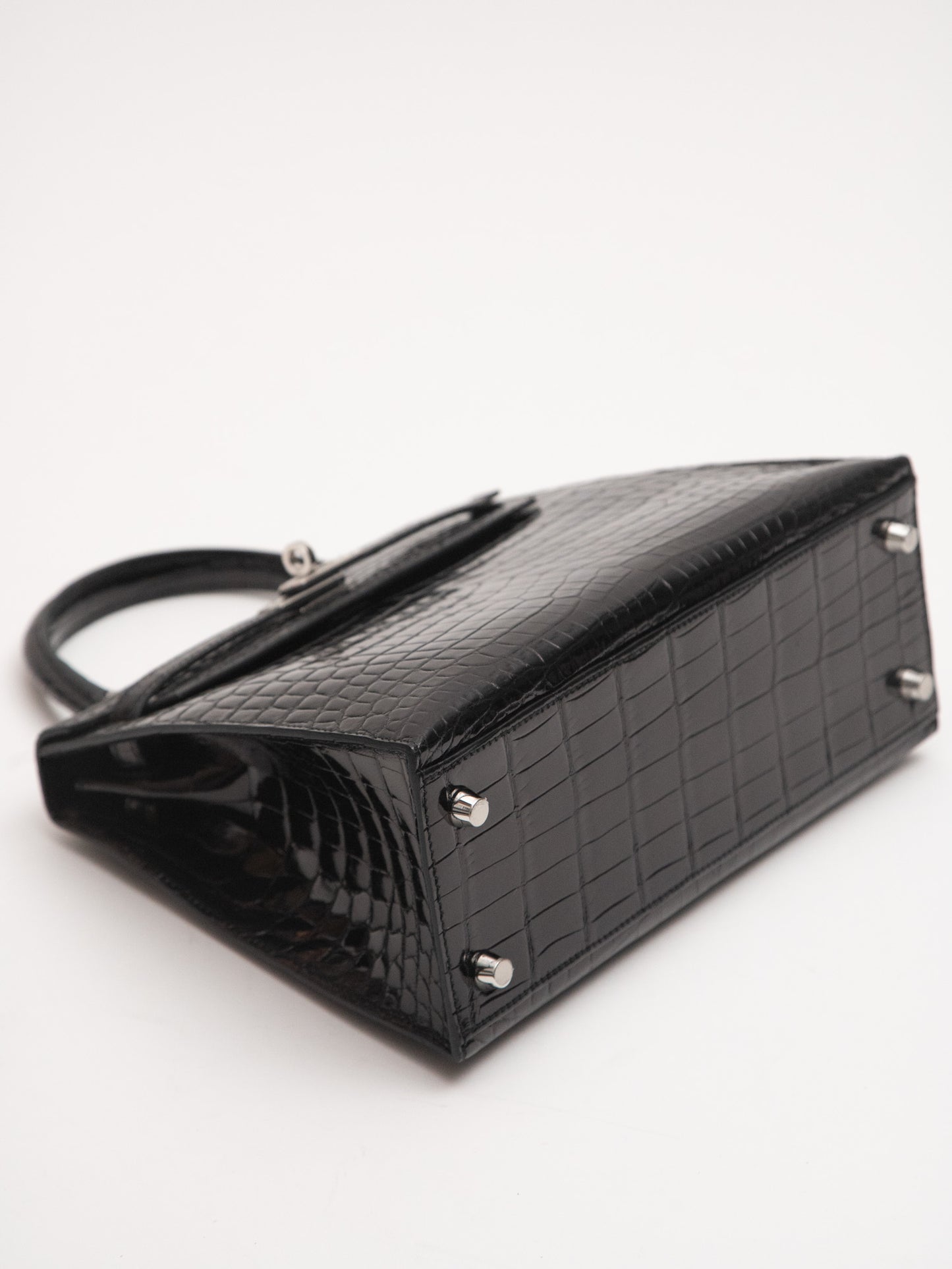 Hermes New Kelly 25 2WAY Handbag U: 2022 Silver Metal Fittings Niloticus Crocodile Skin Black