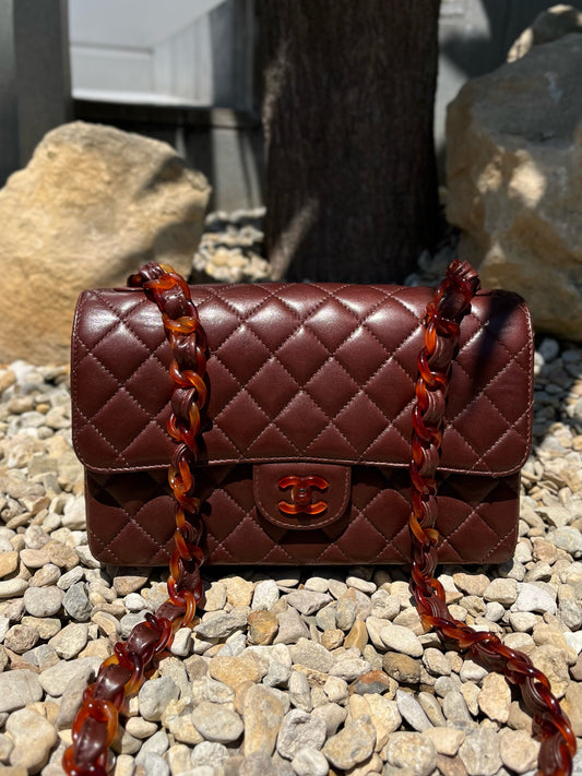 <tc>Chanel Rare Classic Flap Matelasse Tortoiseshell Shoulder Bag Lambskin Brown</tc>