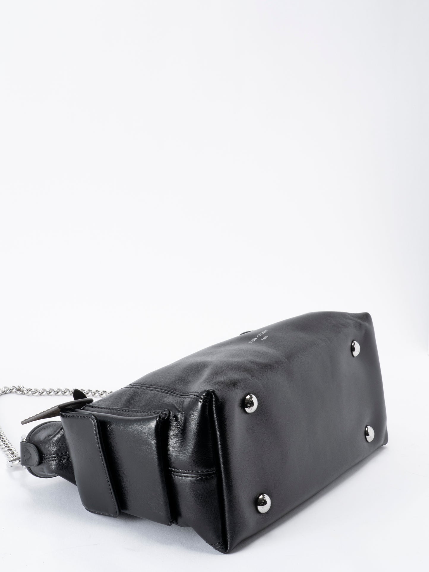 ルイ・ヴィトン M24861 キャリーオール カーゴPM ICチップ 2WAY ショルダーバッグ ラムスキン ブラック シルバー金具