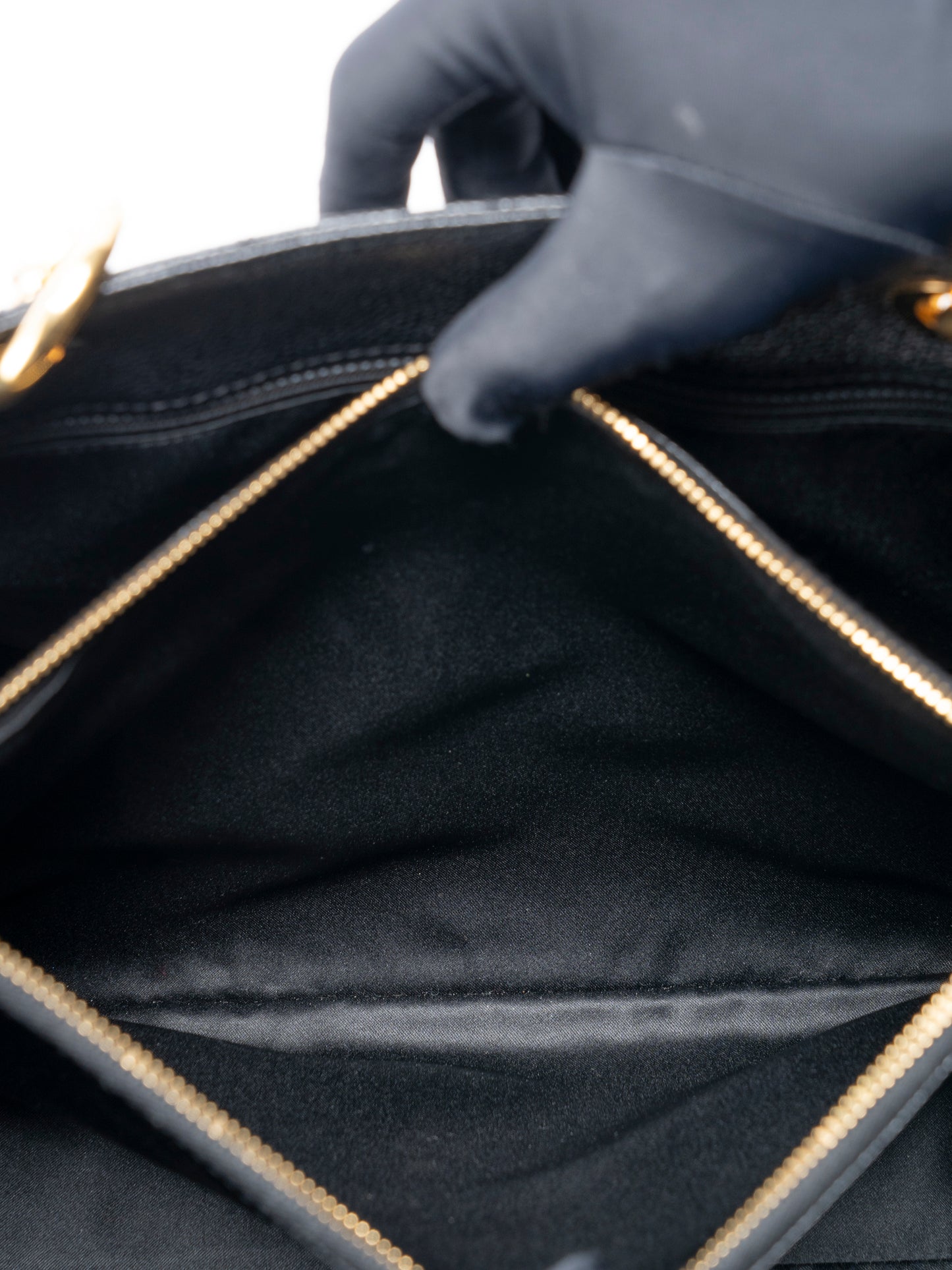 シャネル GST トートバッグ キャビアスキン ブラック ゴールド金具