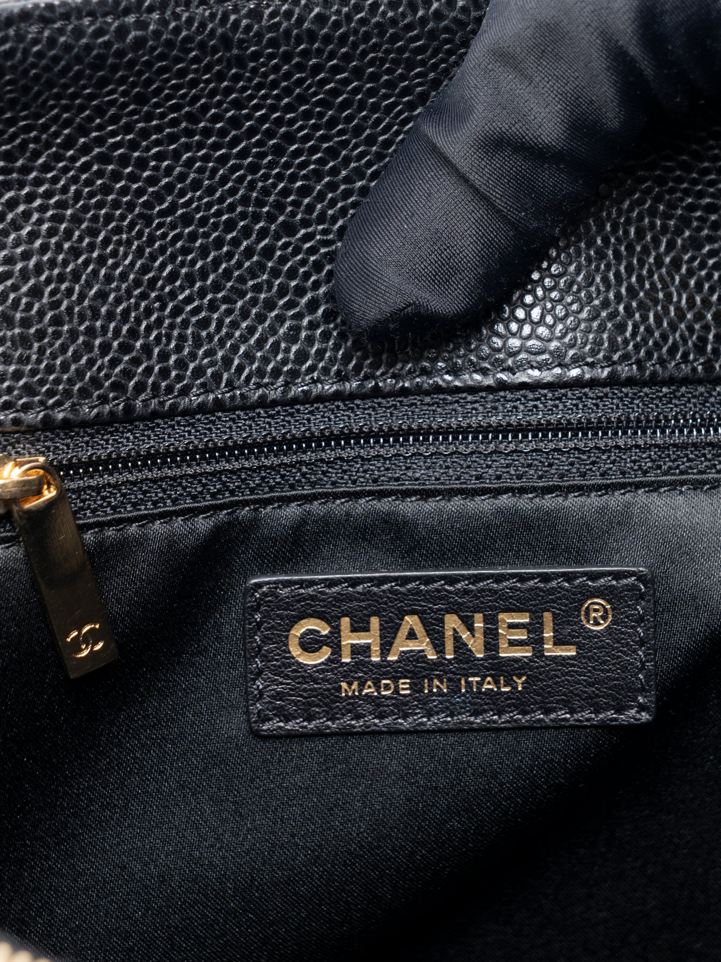 シャネル GST トートバッグ キャビアスキン ブラック ゴールド金具
