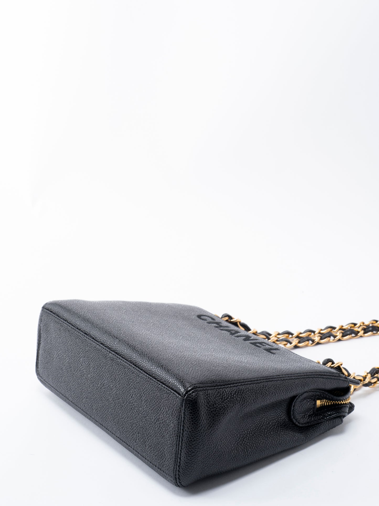 シャネル ロゴ チェーントートバッグ キャビアスキン ブラック ゴールド金具