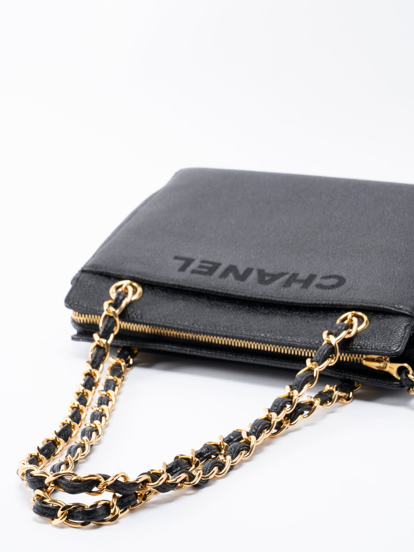 シャネル ロゴ チェーントートバッグ キャビアスキン ブラック ゴールド金具