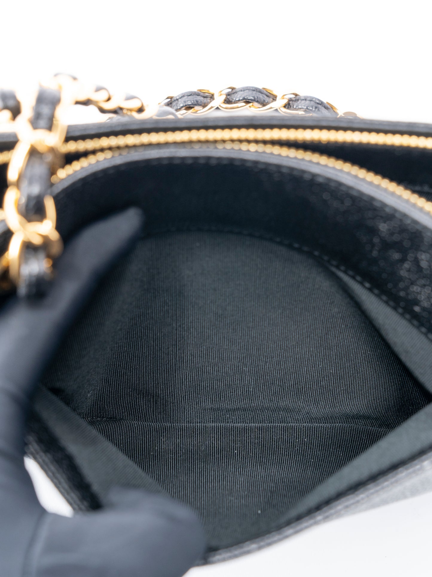 シャネル ロゴ チェーントートバッグ キャビアスキン ブラック ゴールド金具