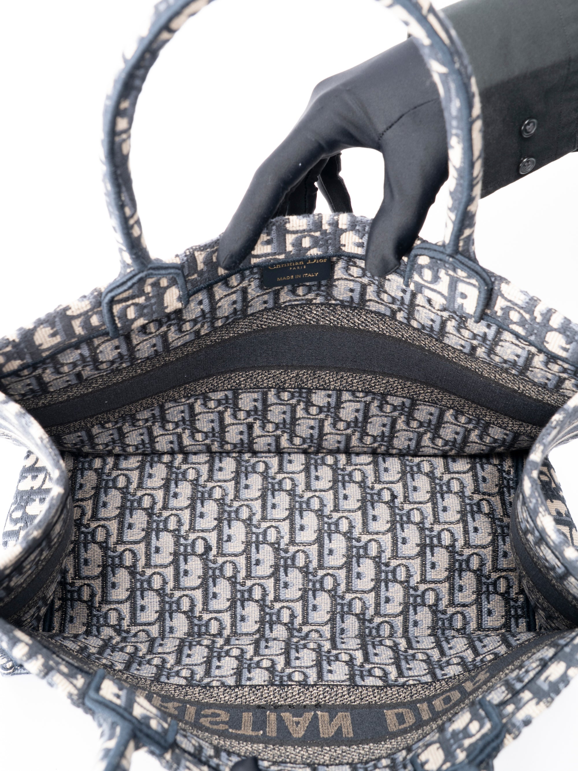 J*n様 DIOR ブックトートミディアム トロッター ネイビー NFC確認済み J*n様 DIOR ブックトートミディアム トロッター ネイビー NFC