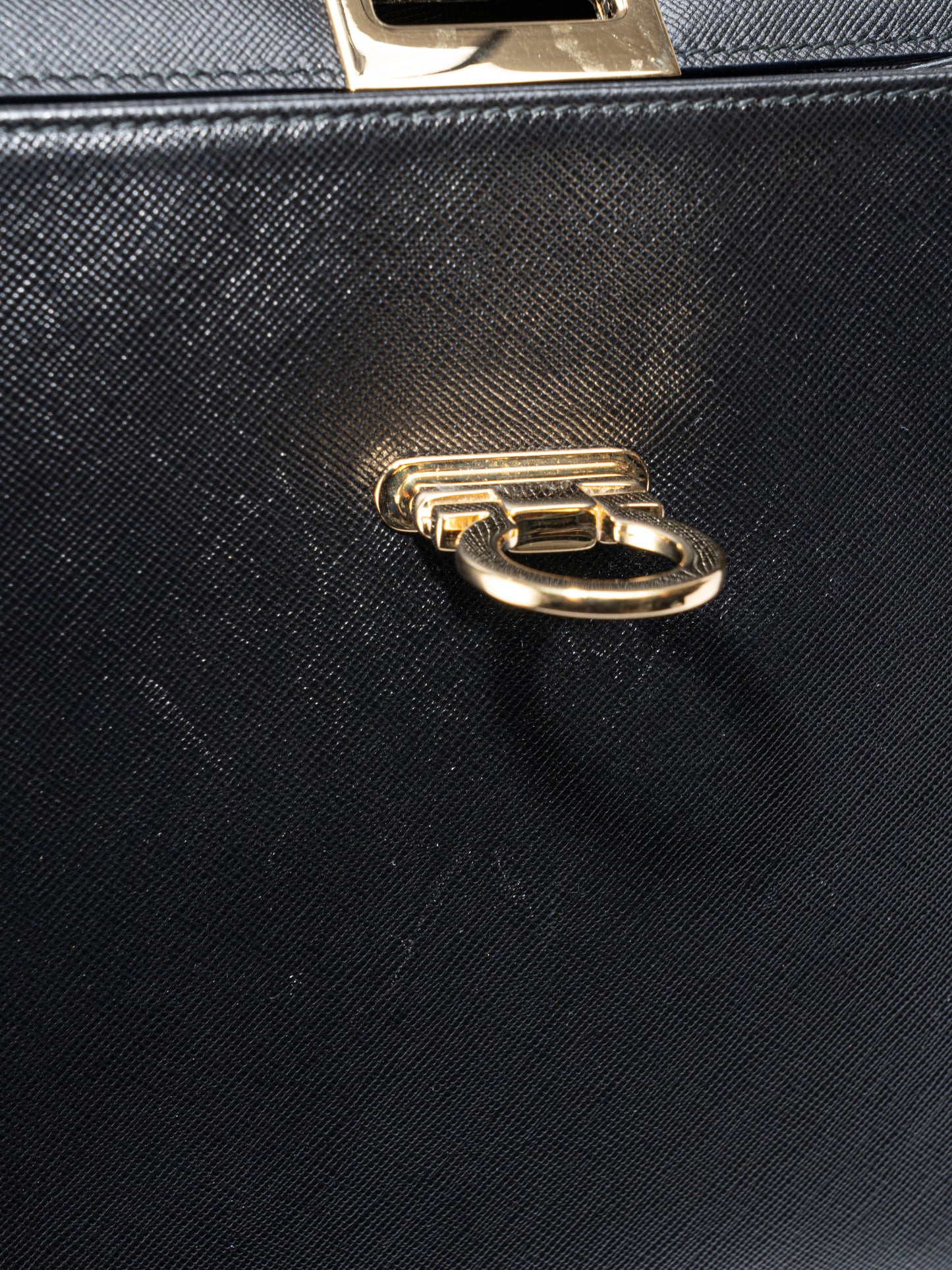 フェラガモ ガンチーニ 2WAY ショルダーバッグ レザー ブラック ゴールド金具