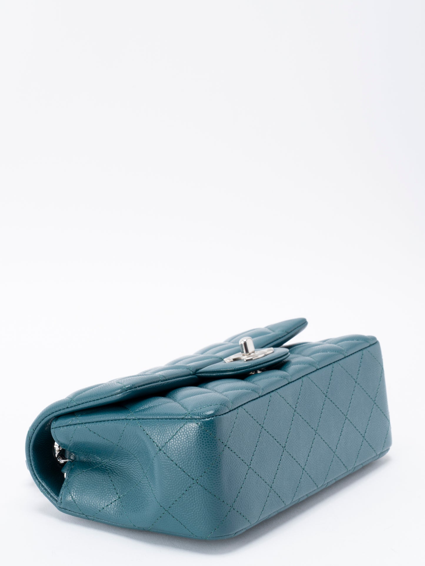 シャネル ミニマトラッセ20 チェーンショルダーバッグ キャビアスキン ダークグリーン シルバー金具