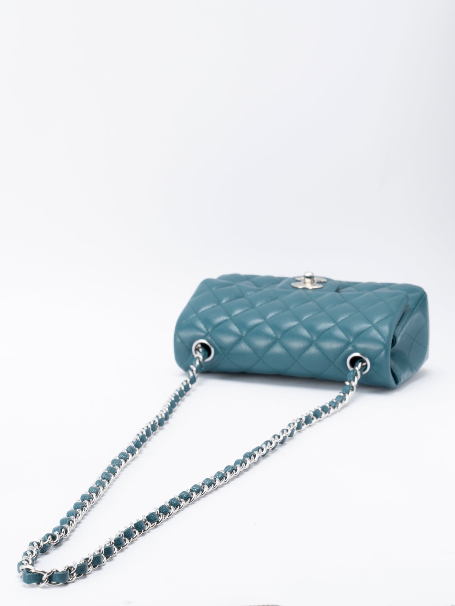 シャネル ミニマトラッセ20 チェーンショルダーバッグ キャビアスキン ダークグリーン シルバー金具