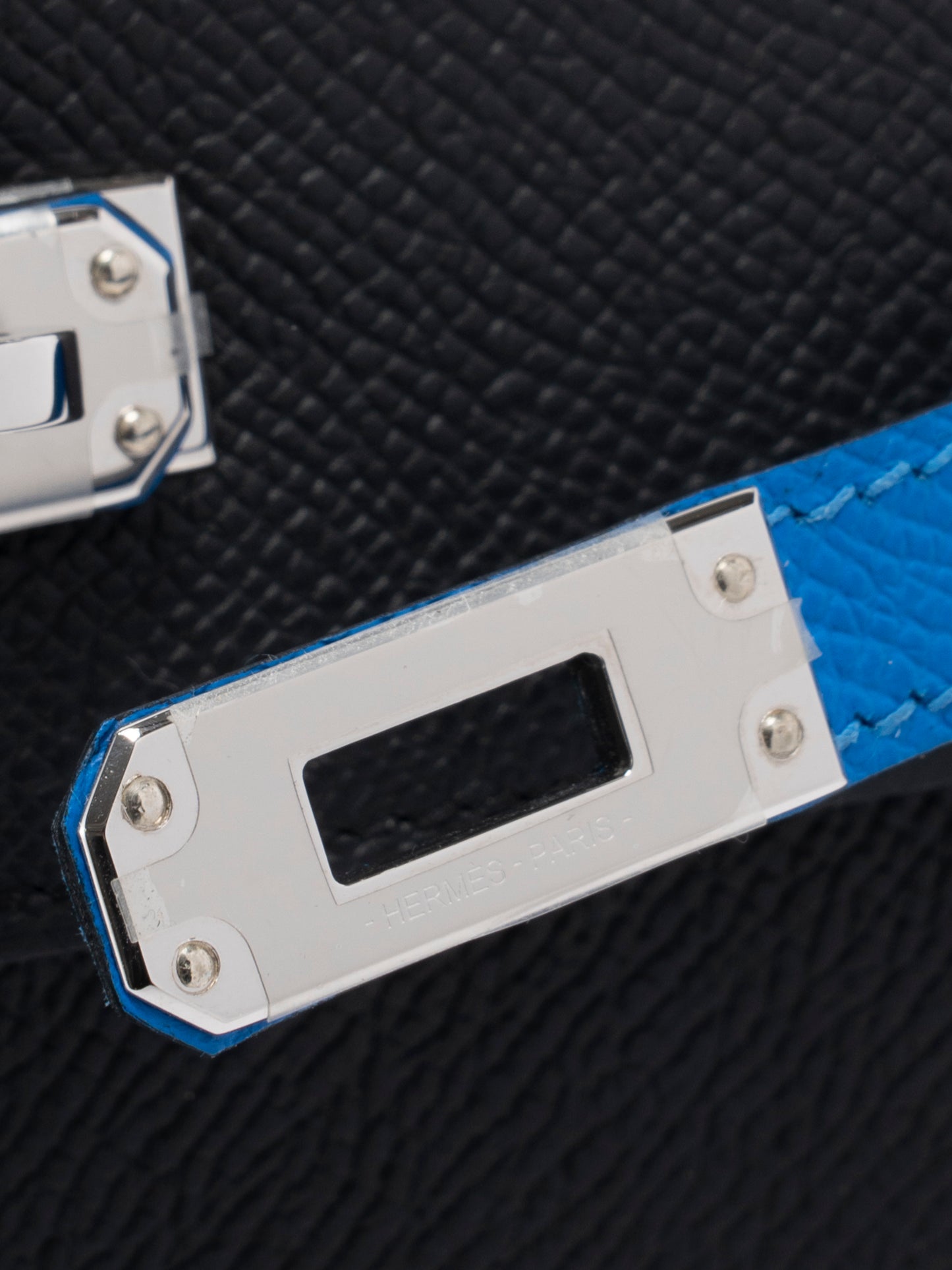 エルメス ケリー25 トリコロール ハンドバッグ 外縫い K刻:2025年 エプソン ブラック×ブルーイドラ×アルドワーズ シルバー金具 新品