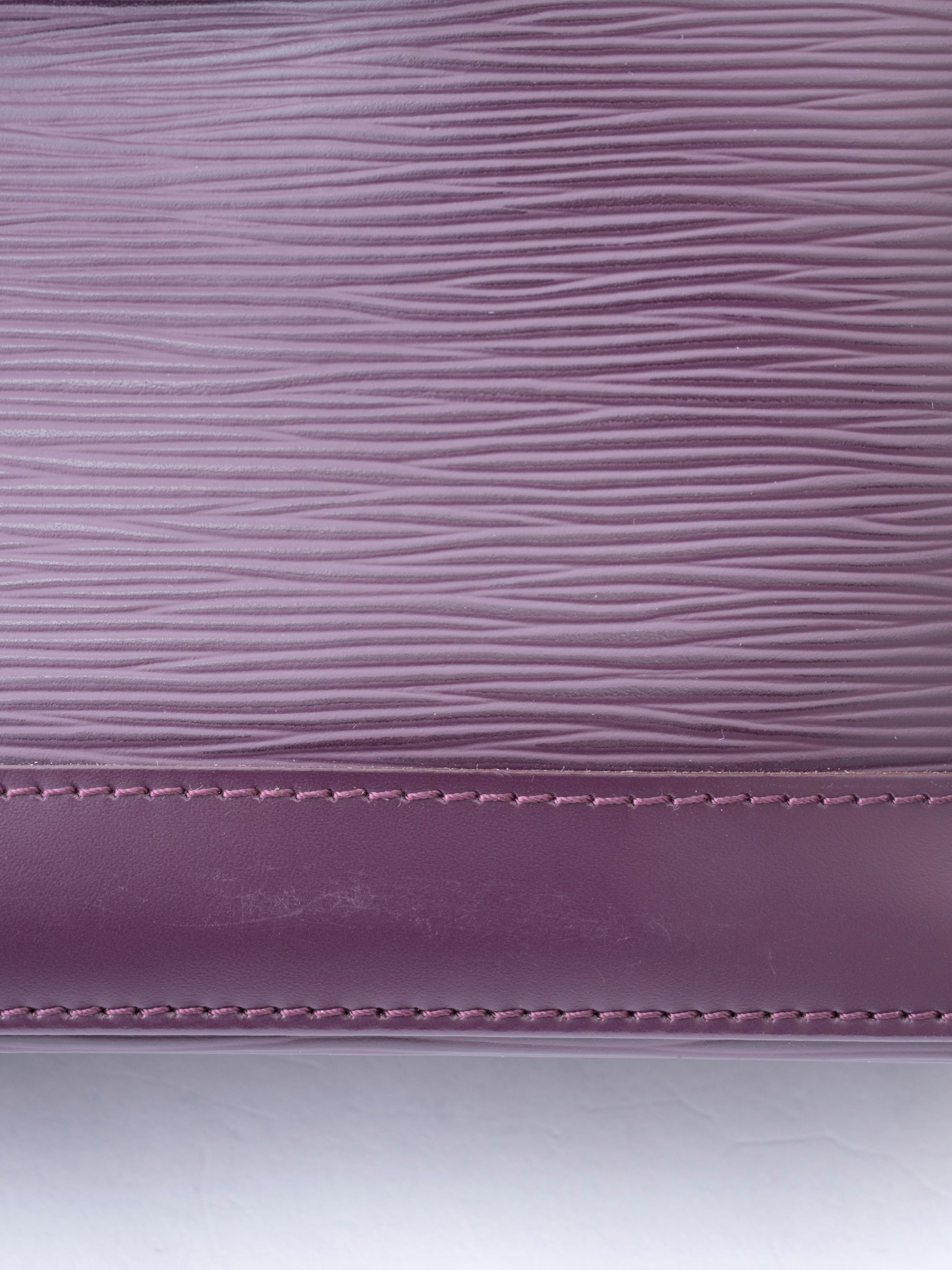 Louis Vuitton M4229K Lockit Handbag Epi Purple Silver Hardware