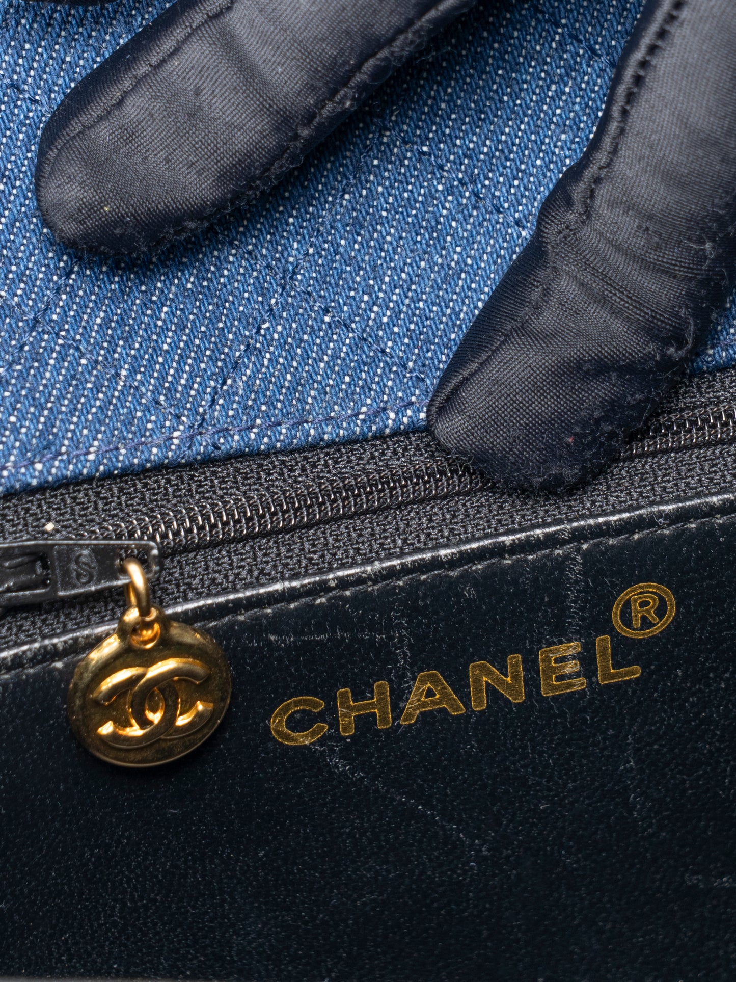 シャネル ココマーク チェーンショルダーバッグ デニム ブルー ゴールド金具
