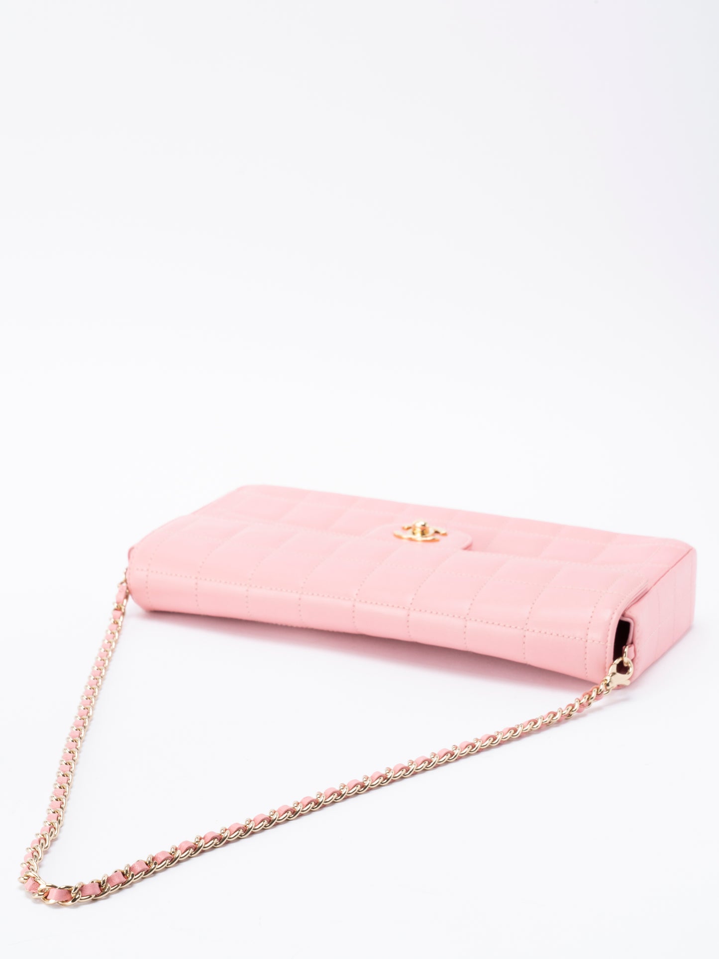 シャネル チョコバー チェーンショルダーバッグ ラムスキン ピンク ゴールド金具