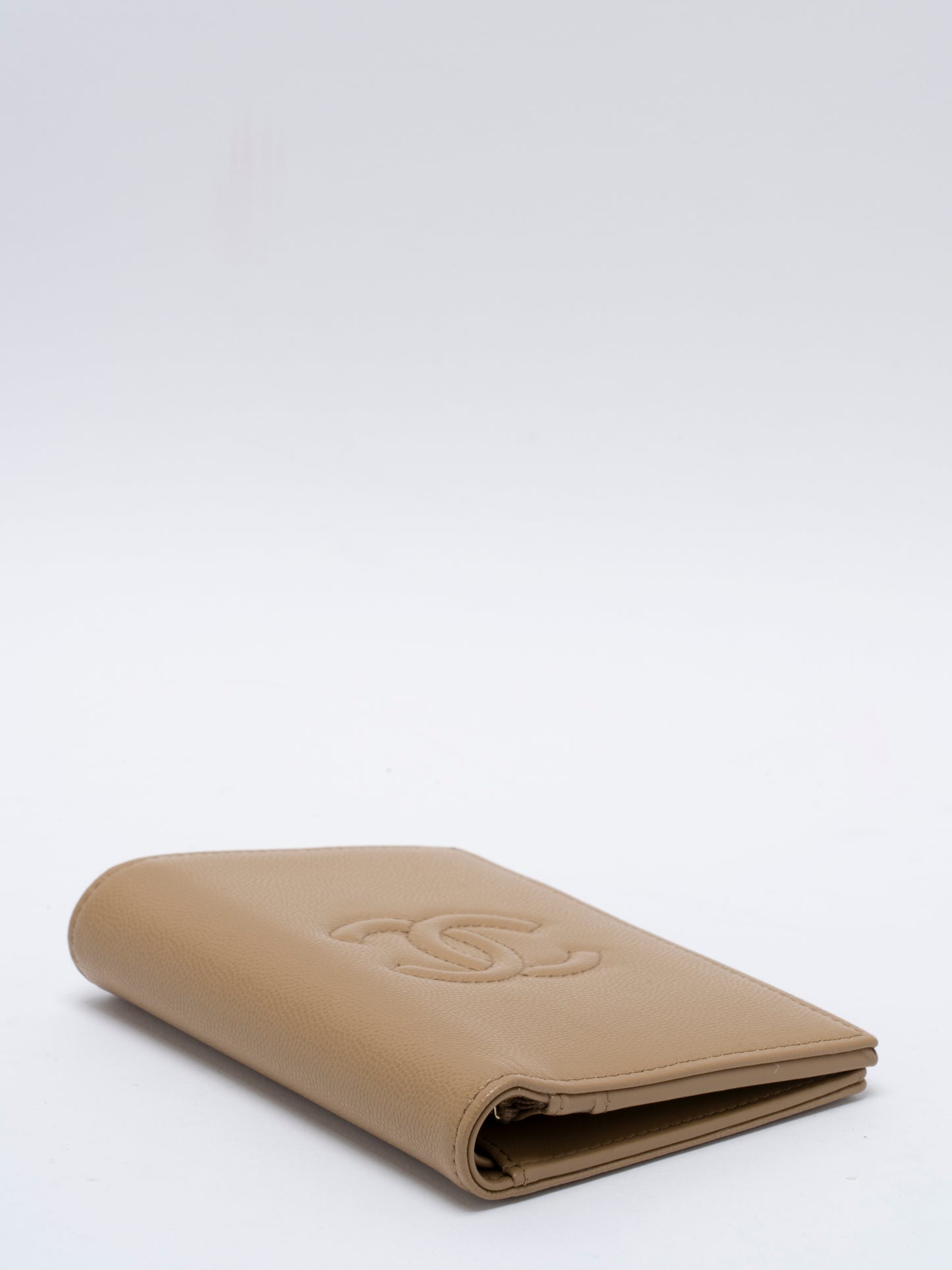 シャネル ココマーク 財布 ランダムシリアル キャビアスキン ベージュ ゴールド金具