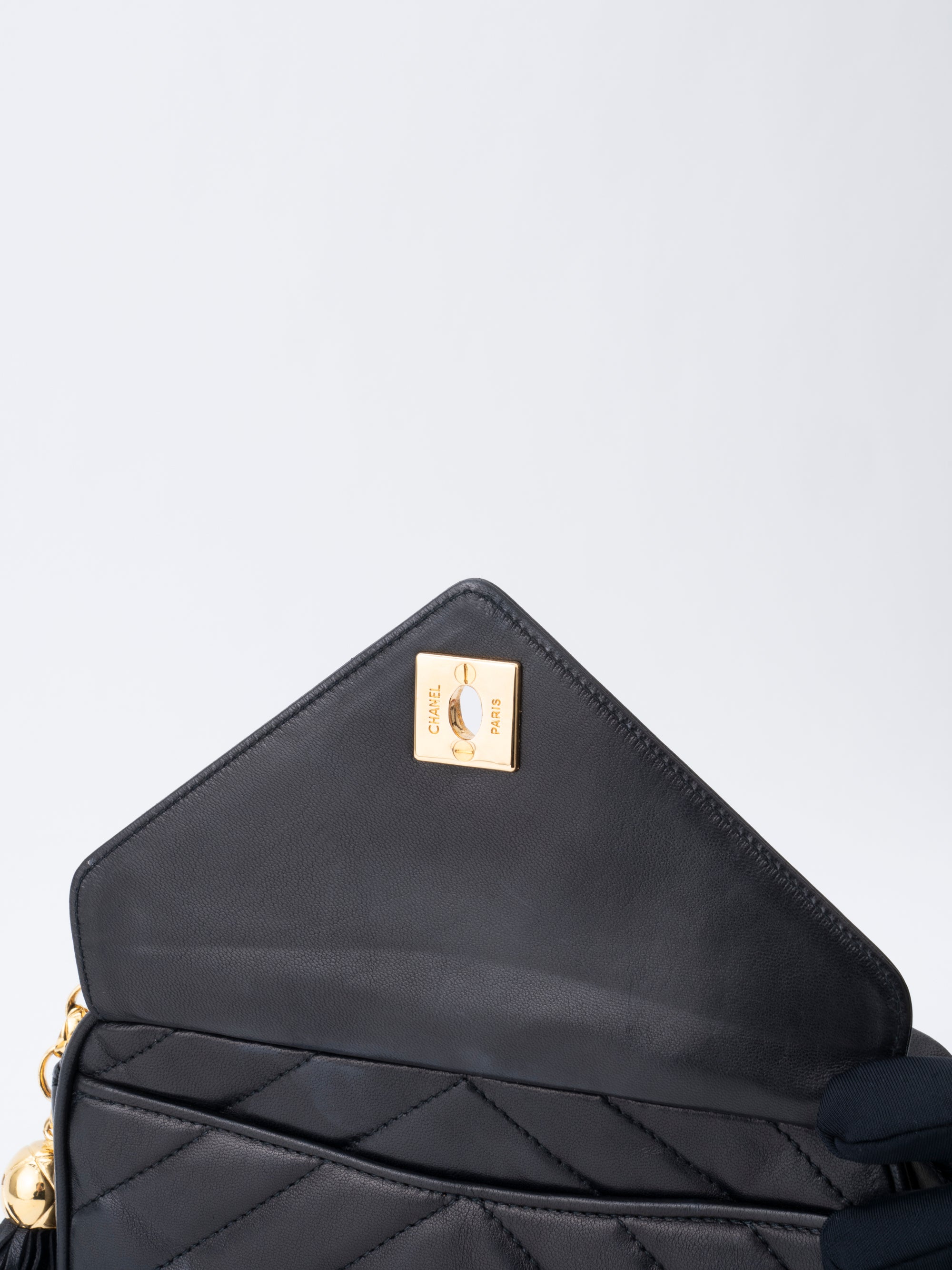 CHANEL V-Stitch Chain Camera Bag Lambskin Black Gold Hardware