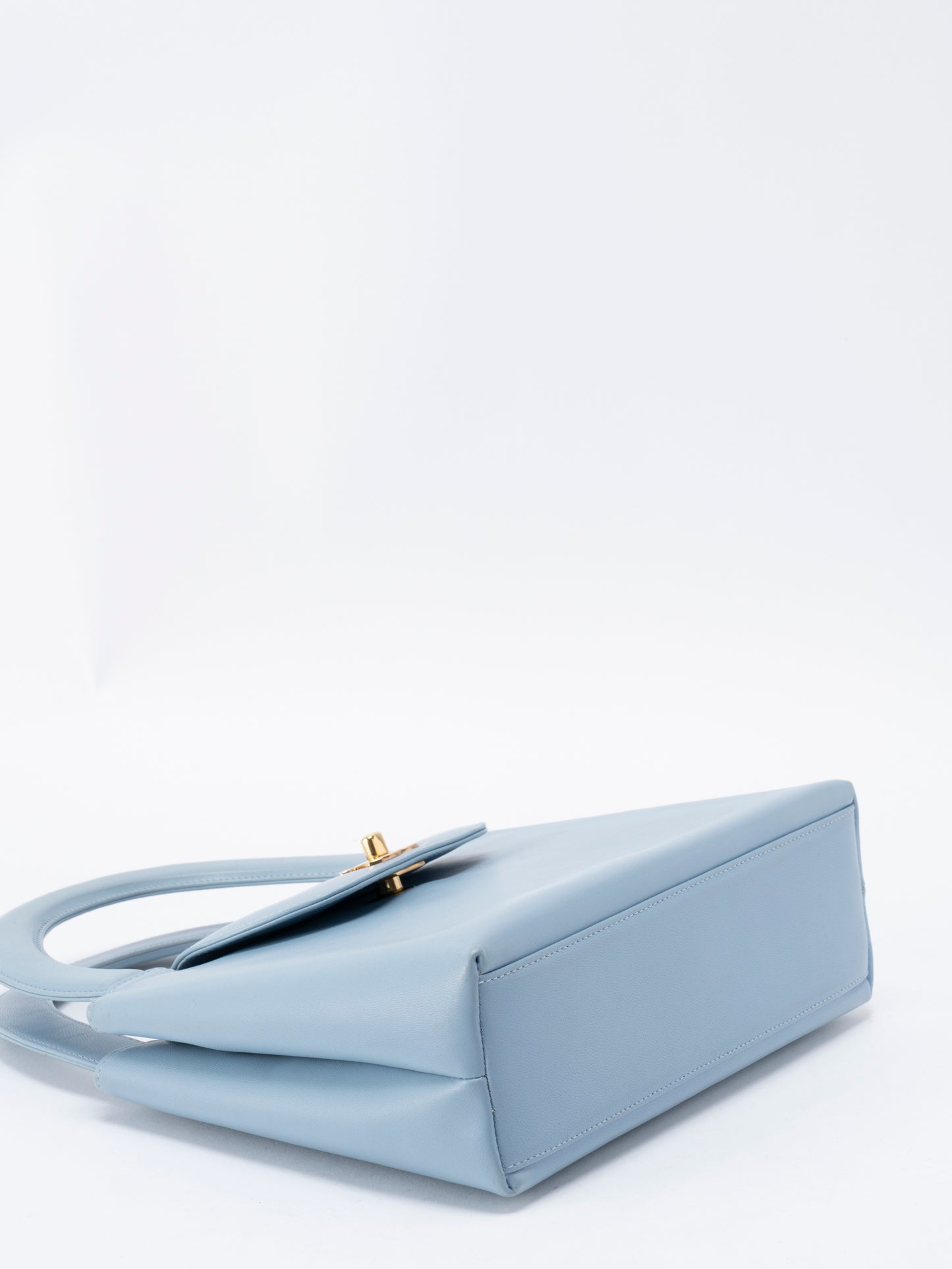 シャネル ココマーク ハンドバッグ ラムスキン ライトブルー ゴールド金具