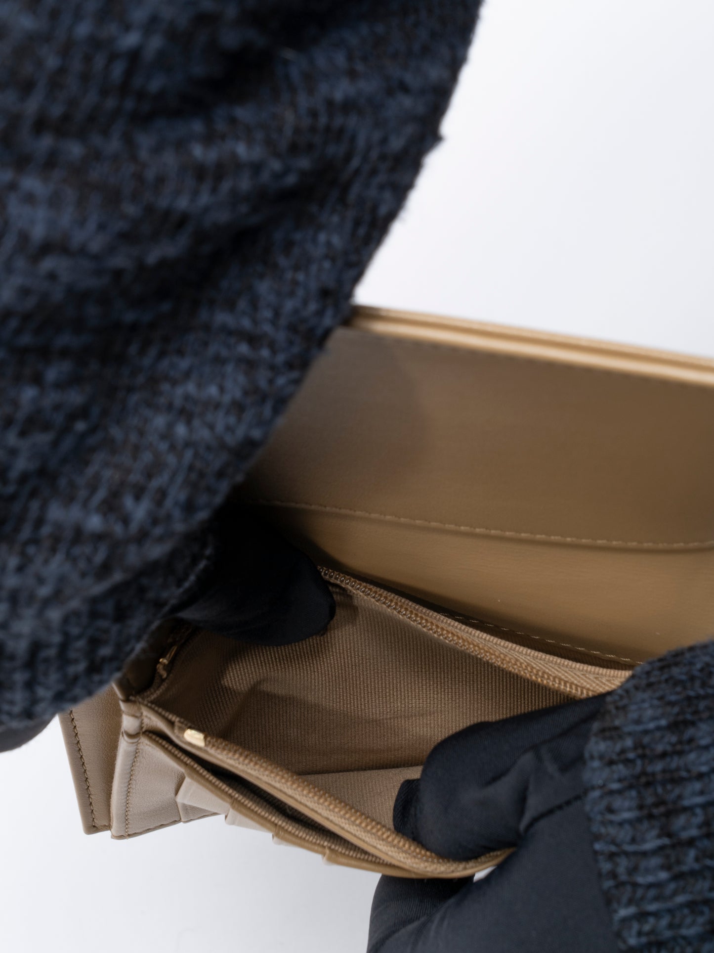 シャネル ココマーク 財布 ランダムシリアル キャビアスキン ベージュ ゴールド金具