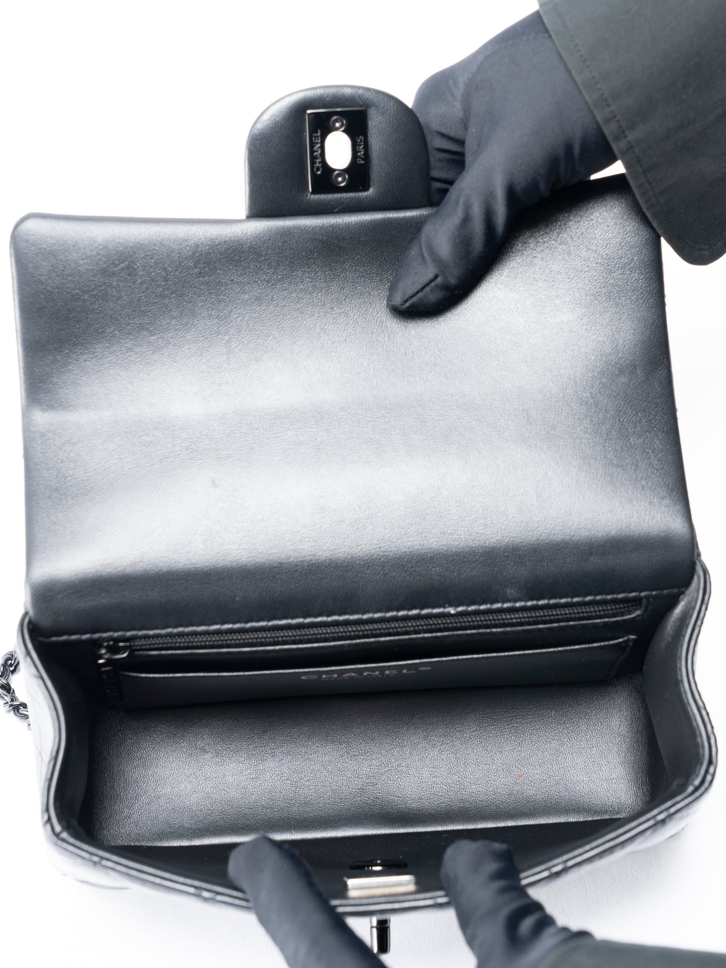 シャネル トップハンドル ミニフラップ シリアルプレート 2WAYショルダーバッグ ラムスキン ブラック ブラック金具