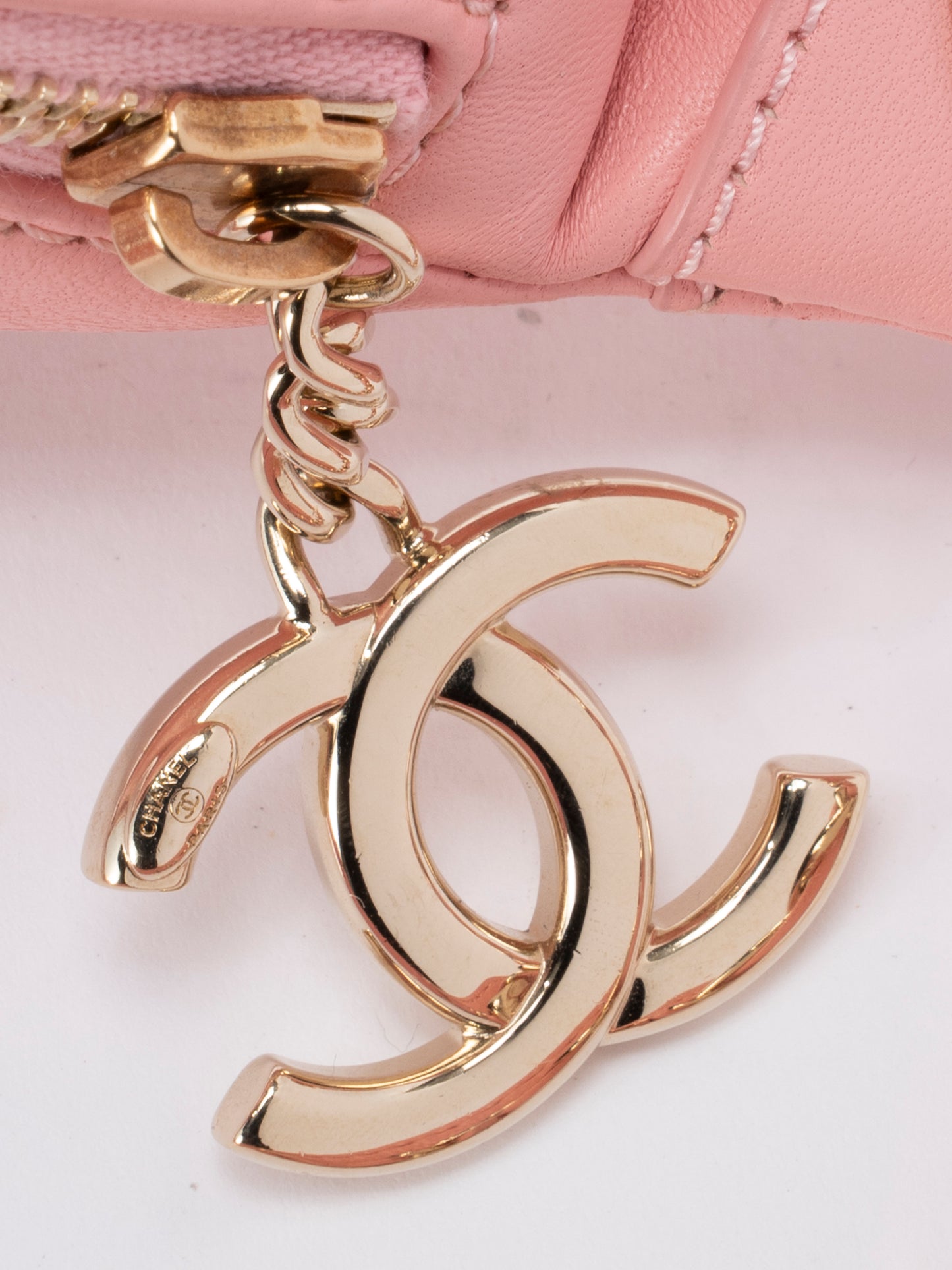 シャネル マトラッセ ウエストバッグ ラムスキン ピンク ゴールド金具