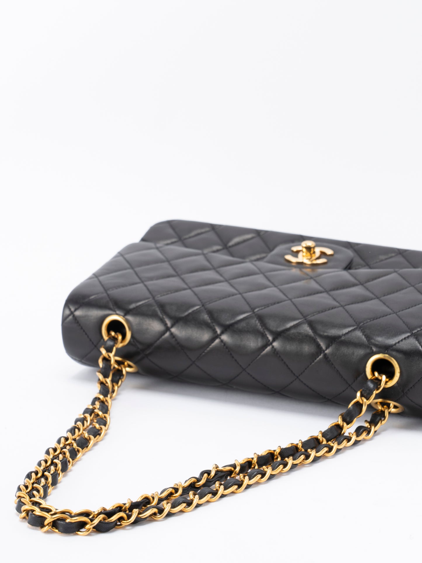 シャネル Wフラップ マトラッセ25 チェーンショルダー バッグ ラムスキン ブラック ゴールド金具