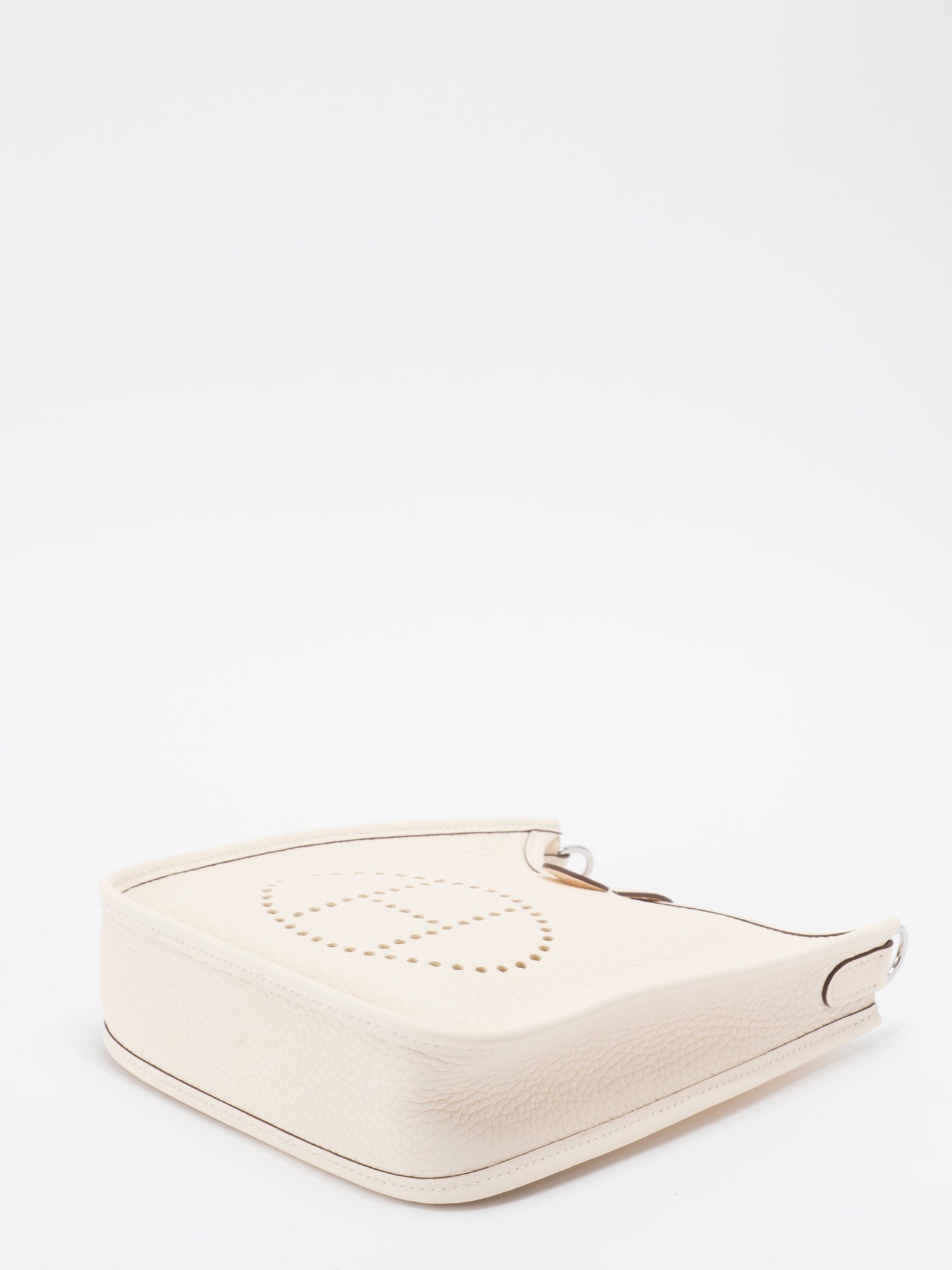 エルメス エブリンTPM ショルダーバッグ K刻:2025年 トリヨンクレマンス ナタ シルバー金具 新品