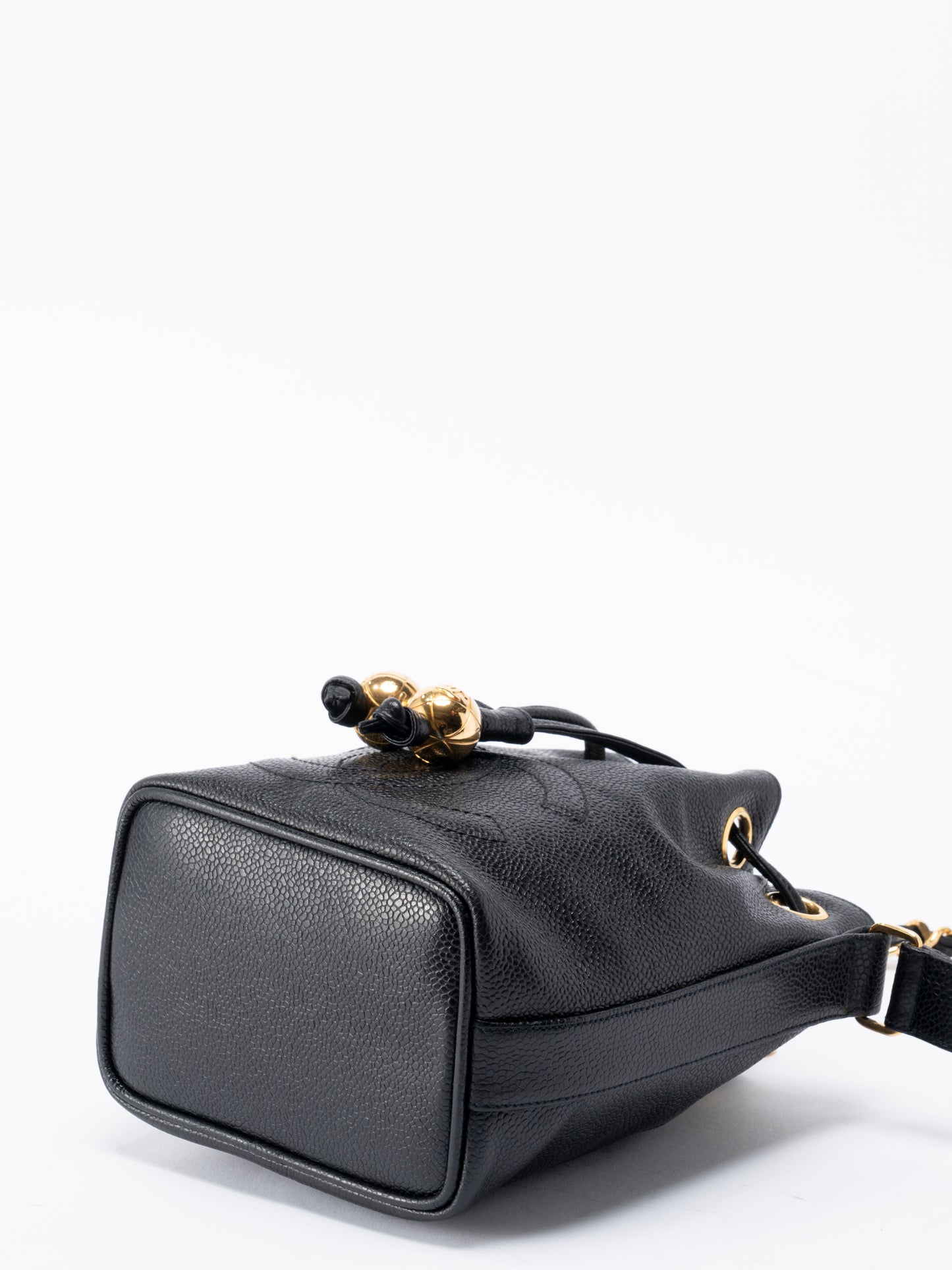 シャネル デカココ 巾着 チェーンショルダーバッグ キャビアスキン ブラック ゴールド金具