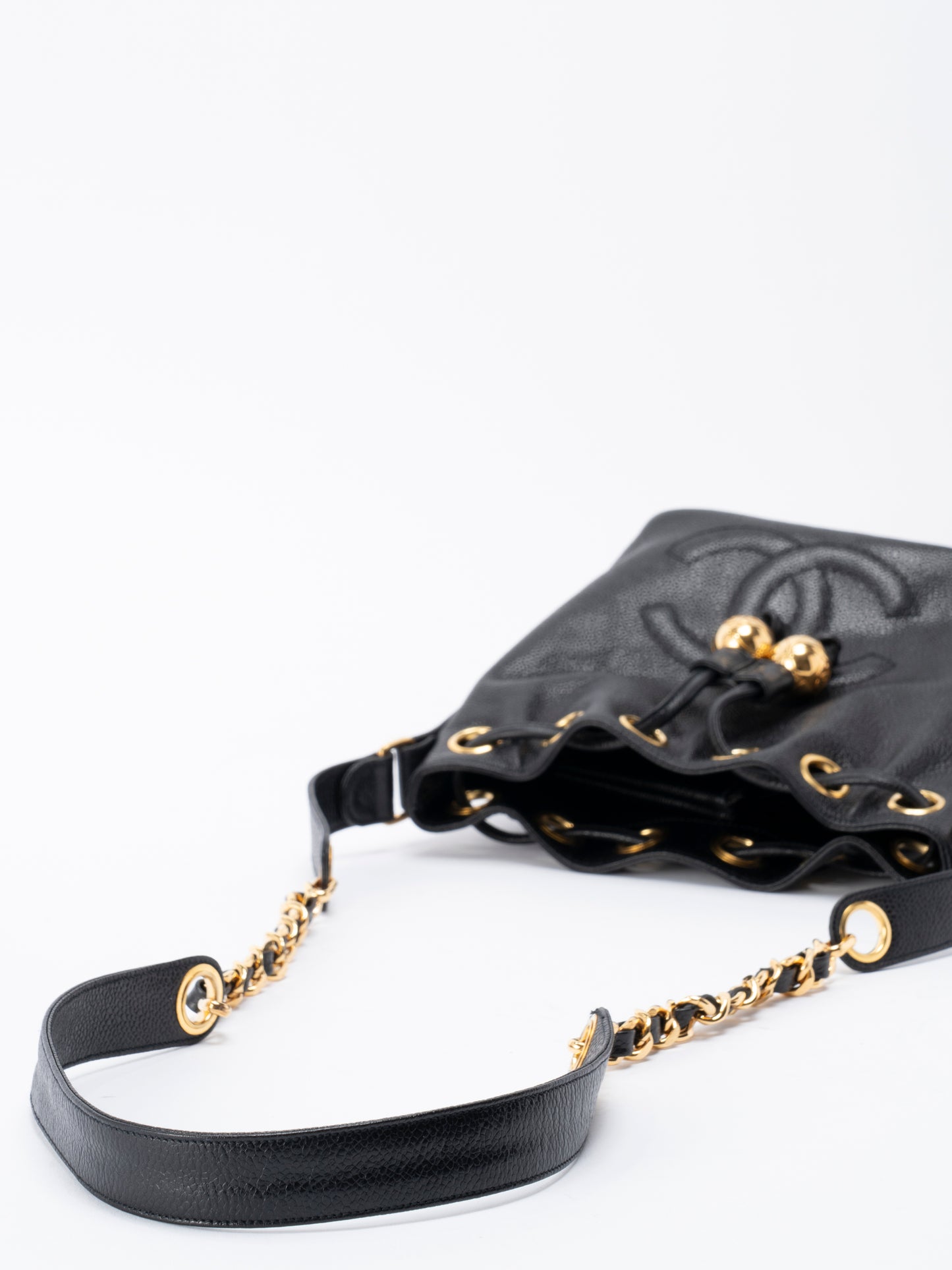 シャネル デカココ 巾着 チェーンショルダーバッグ キャビアスキン ブラック ゴールド金具