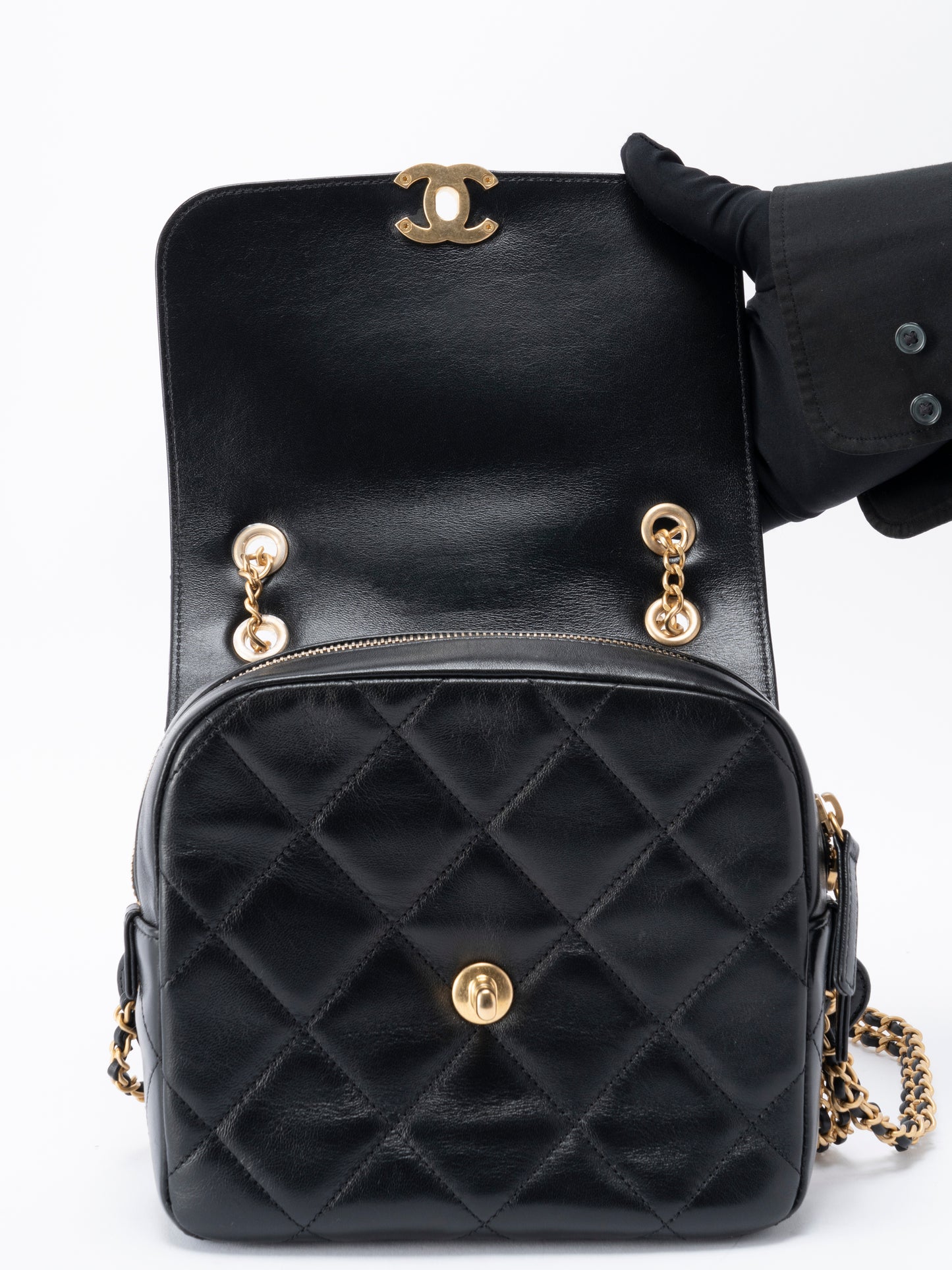 シャネル マトラッセ シリアルプレート 2WAYチェーンリュックサック ラムスキン ブラック ゴールド金具