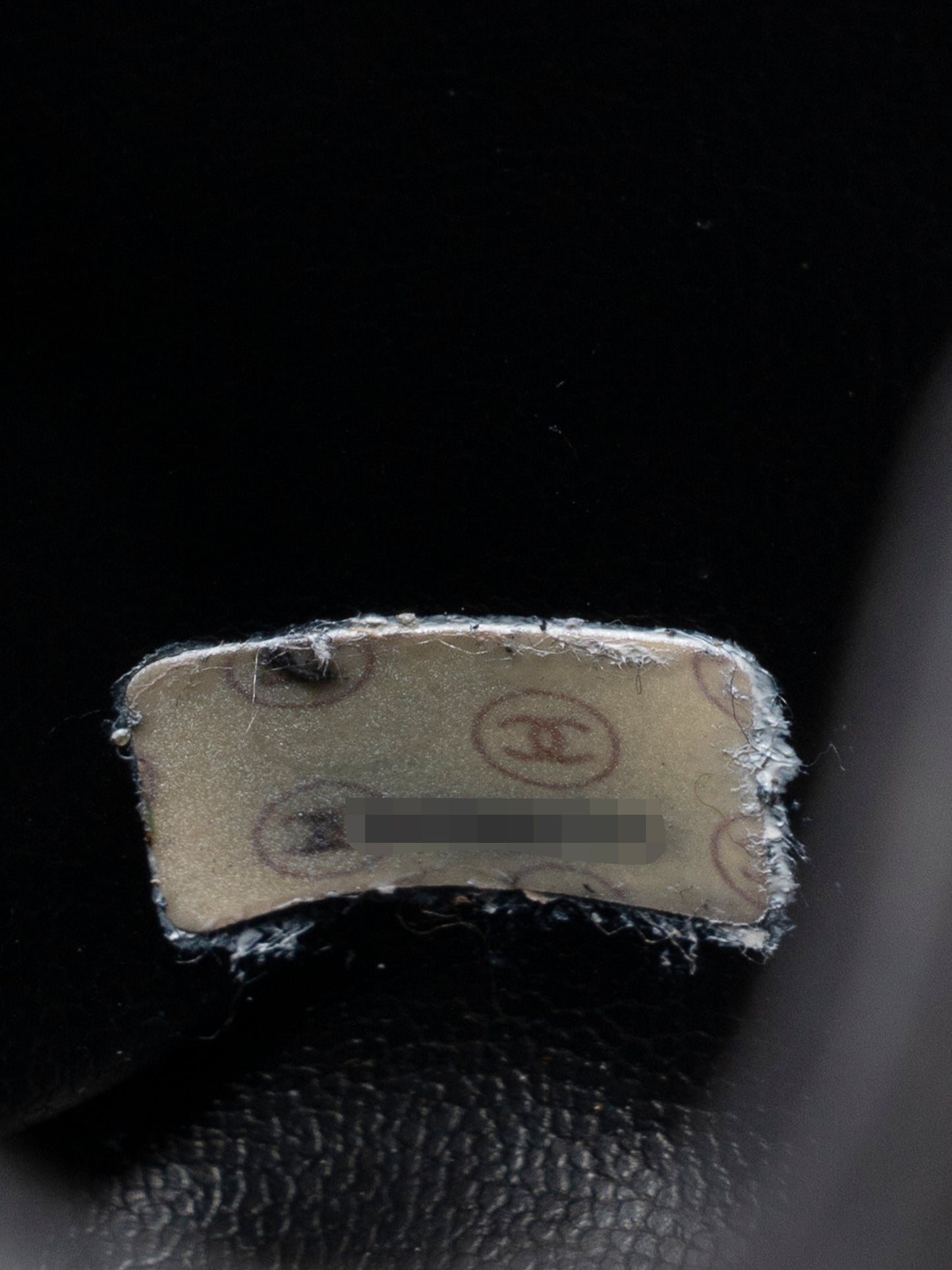 シャネル デカココ 巾着 チェーンショルダーバッグ キャビアスキン ブラック ゴールド金具