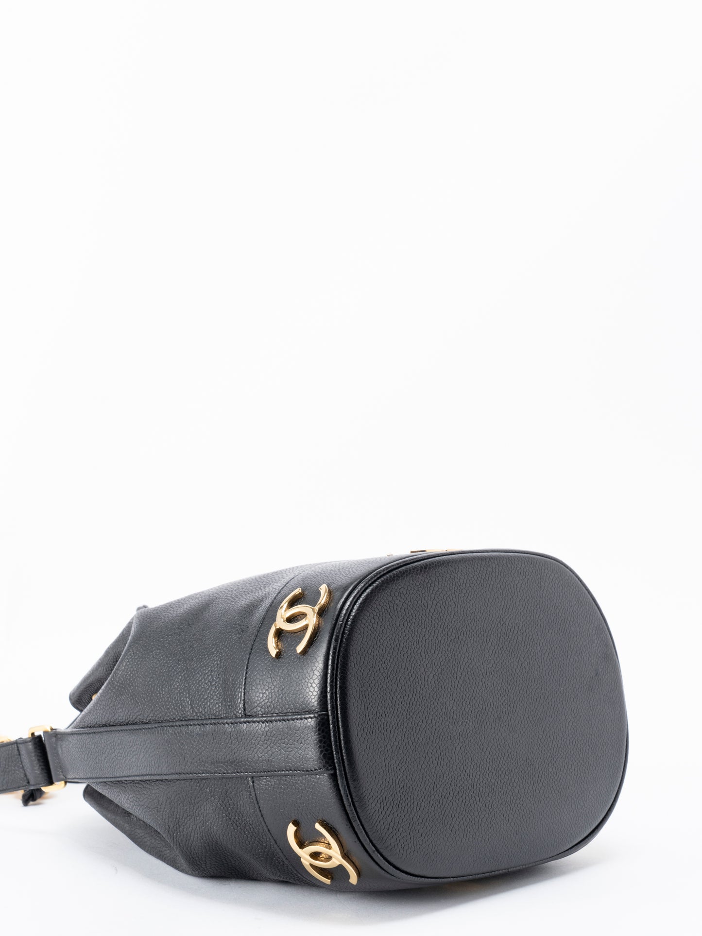 シャネル トリプルココ チェーンショルダーバッグ キャビアスキン ブラック ゴールド金具