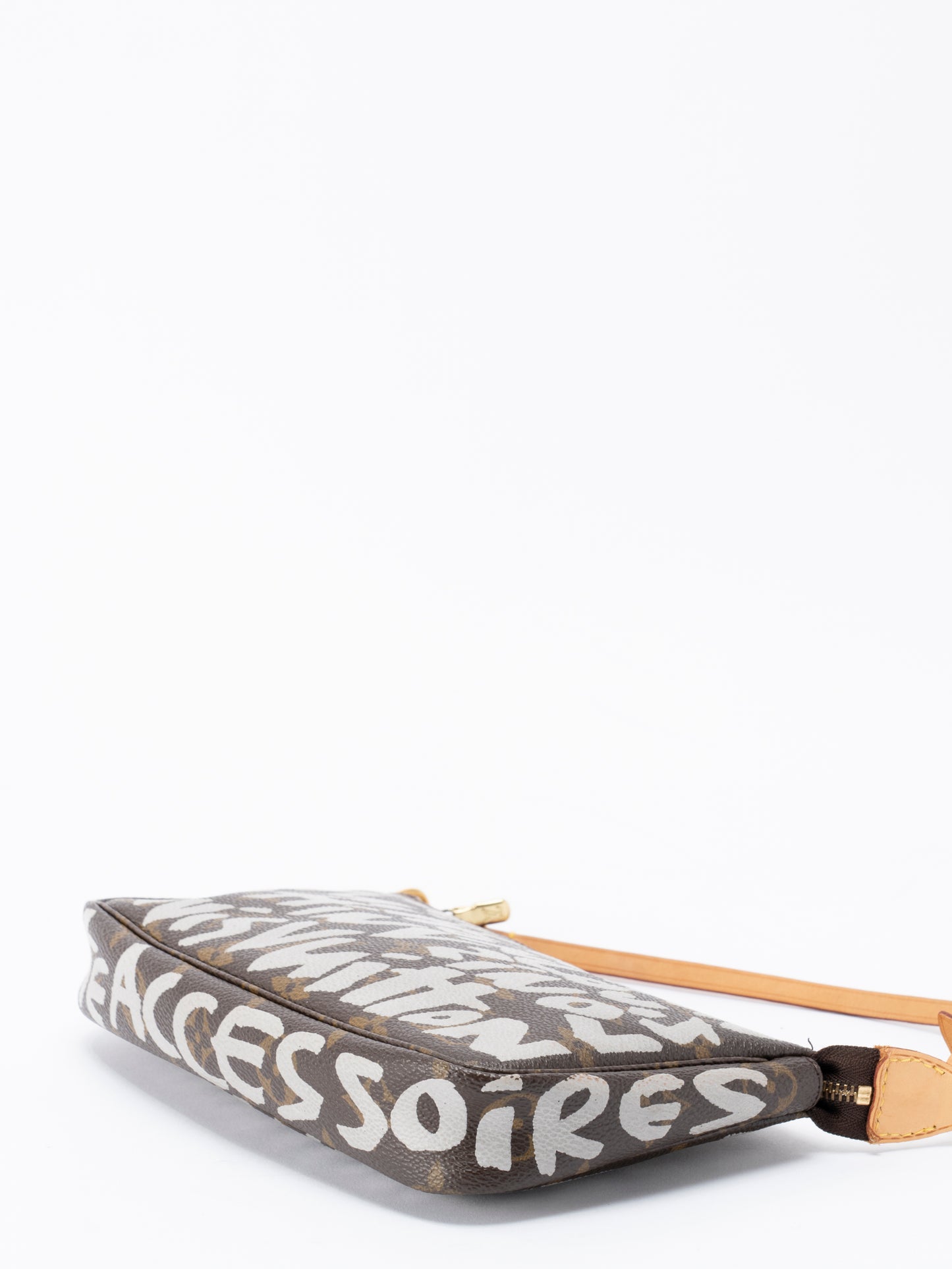 ルイ・ヴィトン M92192  グラフィティ ポシェット アクセサリーポーチ モノグラムキャンバス ブラウン ゴールド金具