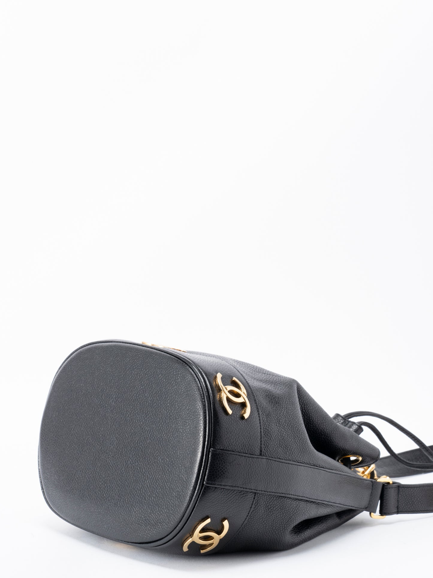 シャネル トリプルココ チェーンショルダーバッグ キャビアスキン ブラック ゴールド金具