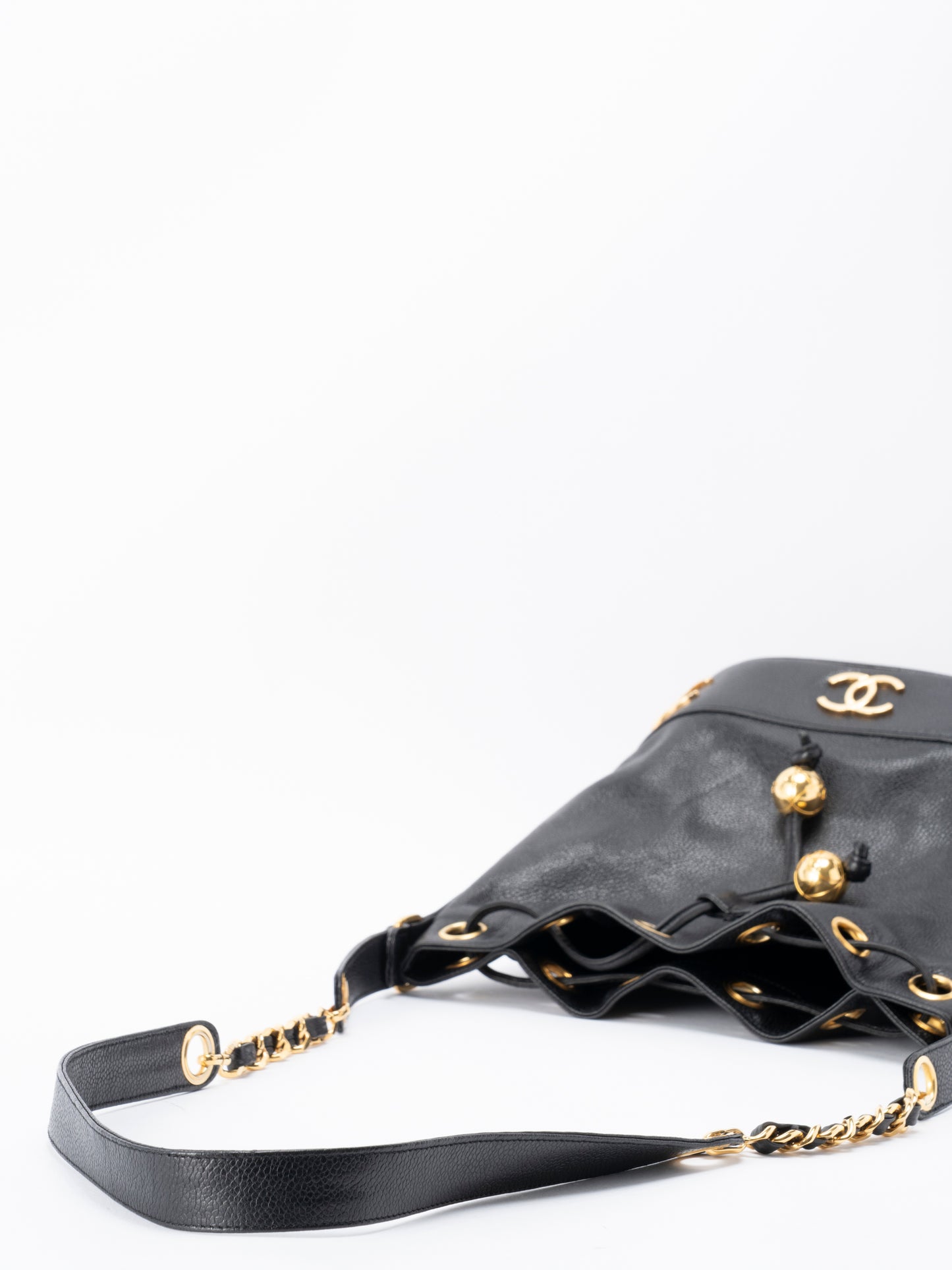 シャネル トリプルココ チェーンショルダーバッグ キャビアスキン ブラック ゴールド金具
