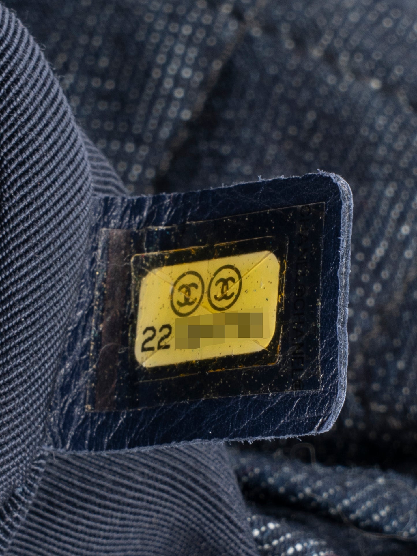 シャネル マトラッセ チェーンリュックサック デニム ネイビー ゴールド金具