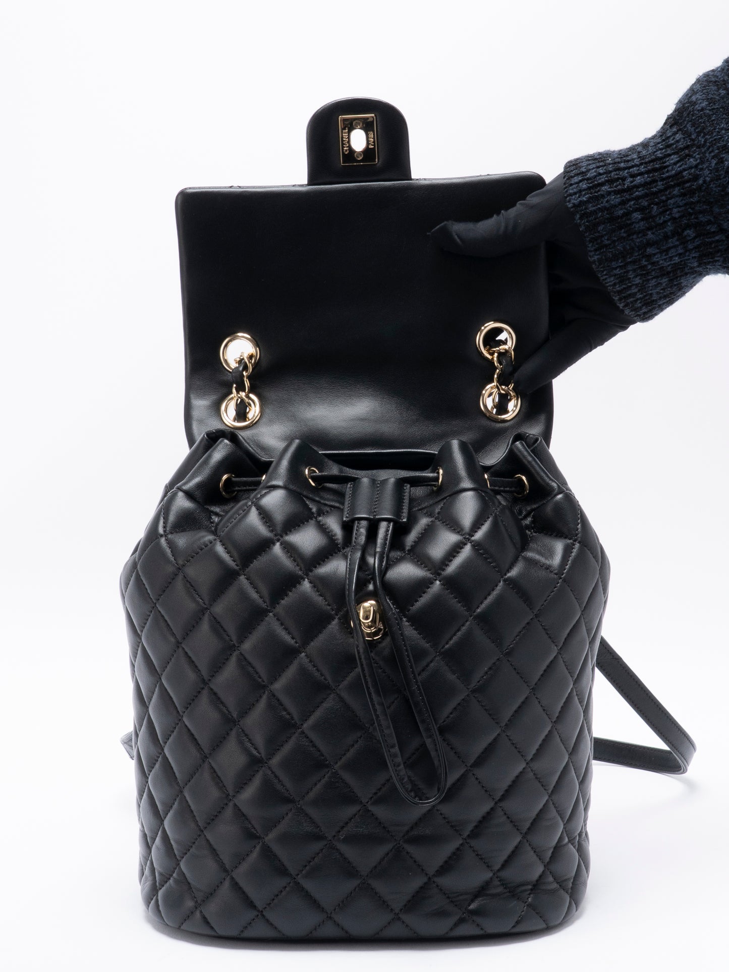 シャネル マトラッセ チェーンリュックサック ラムスキン ブラック ゴールド金具