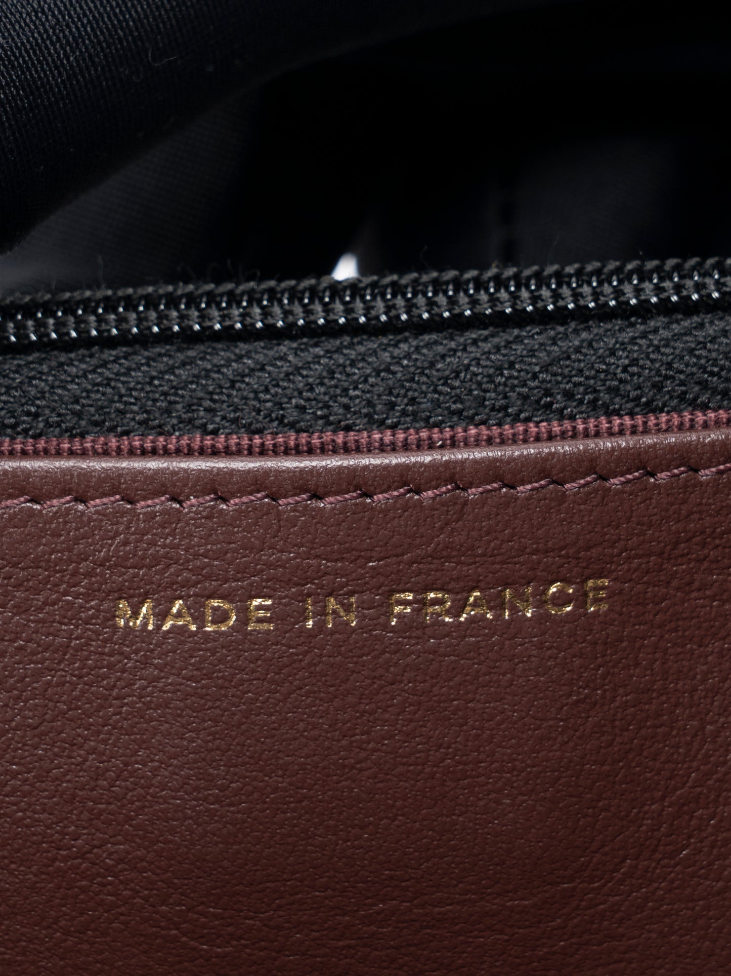 シャネル マトラッセ シリアルプレート チェーンウォレット キャビアスキン ブラック ゴールド金具