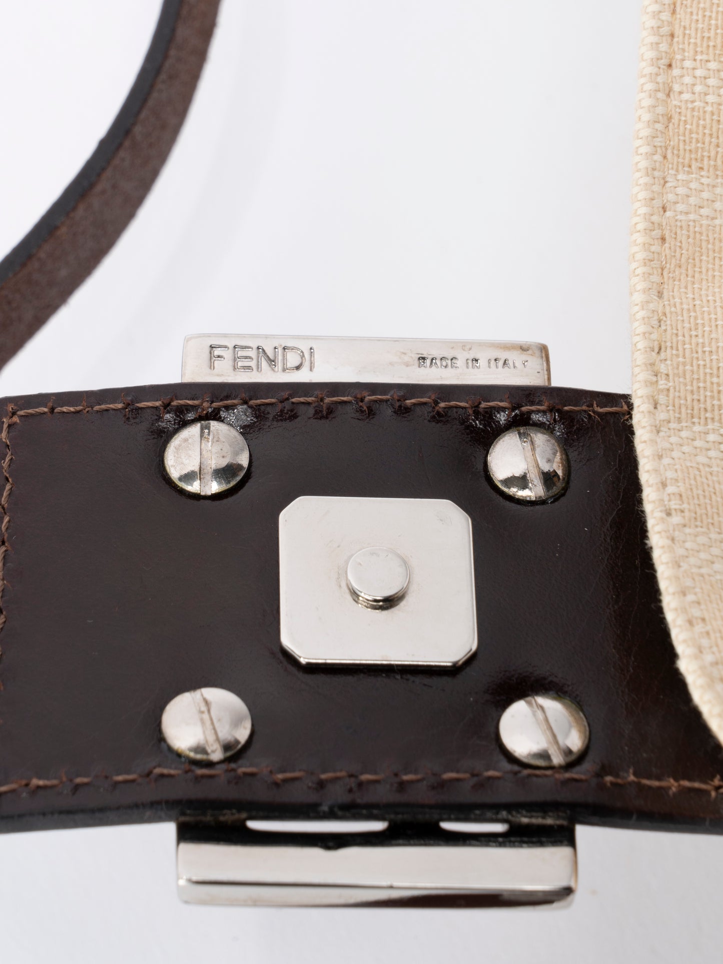 フェンディ ズッカ マンマバケット ショルダーバッグ キャンバス ベージュ シルバー金具