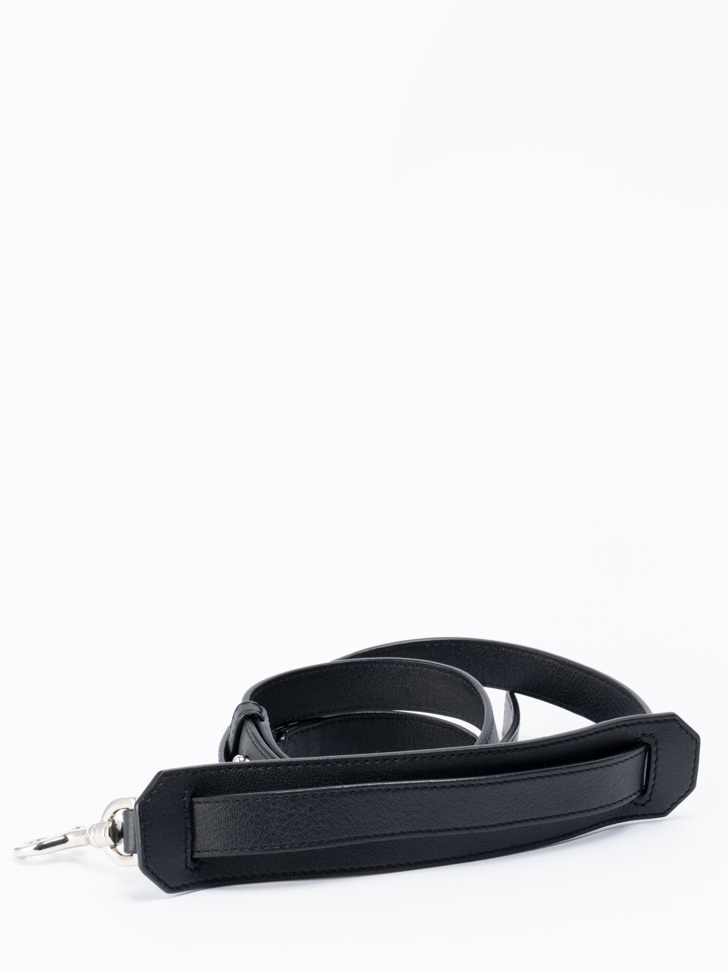 ロエベ アマソナ28 2WAYハンドバッグ レザー ブラック シルバー金具