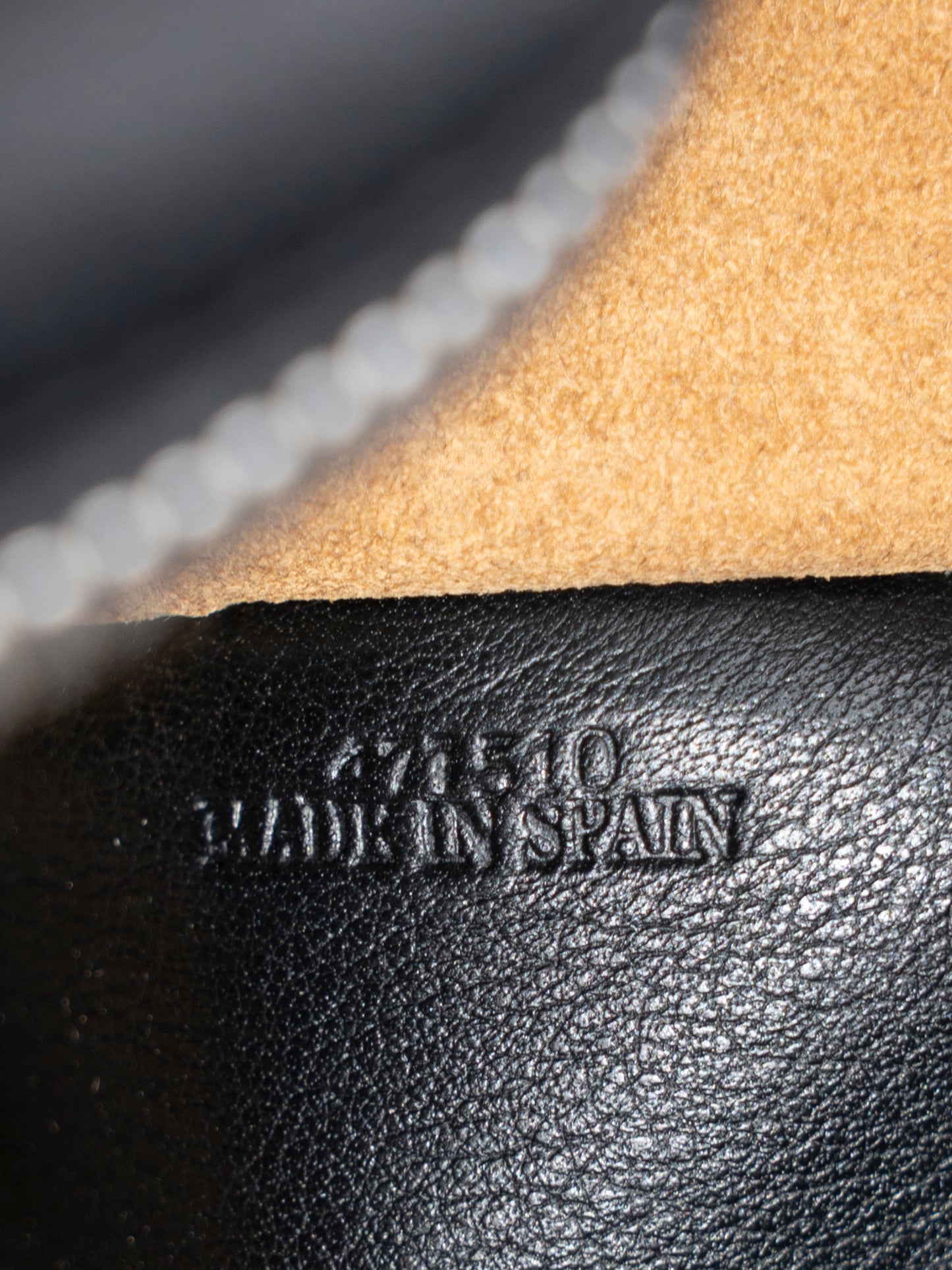 ロエベ アマソナ28 2WAYハンドバッグ レザー ブラック シルバー金具