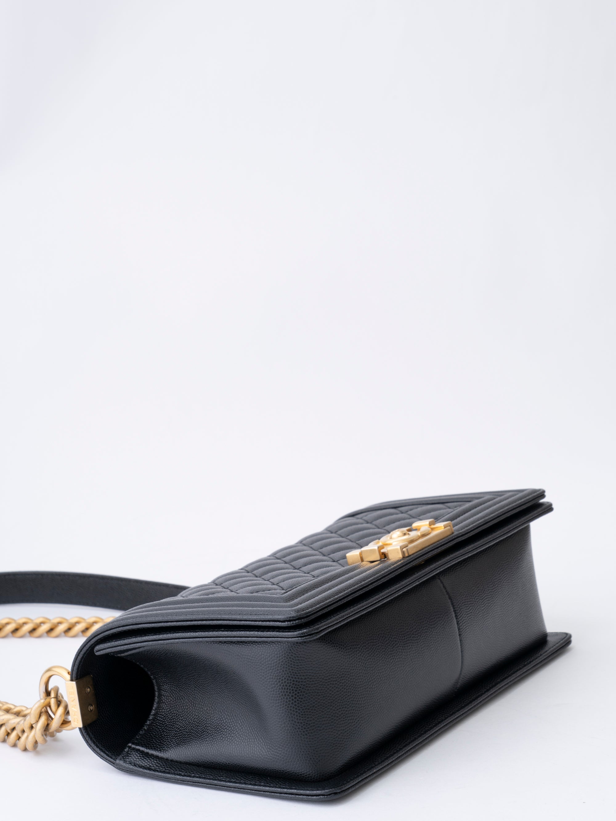 Chanel Boy Chanel Chain Shoulder Bag Caviar Skin Black Gold Hardware