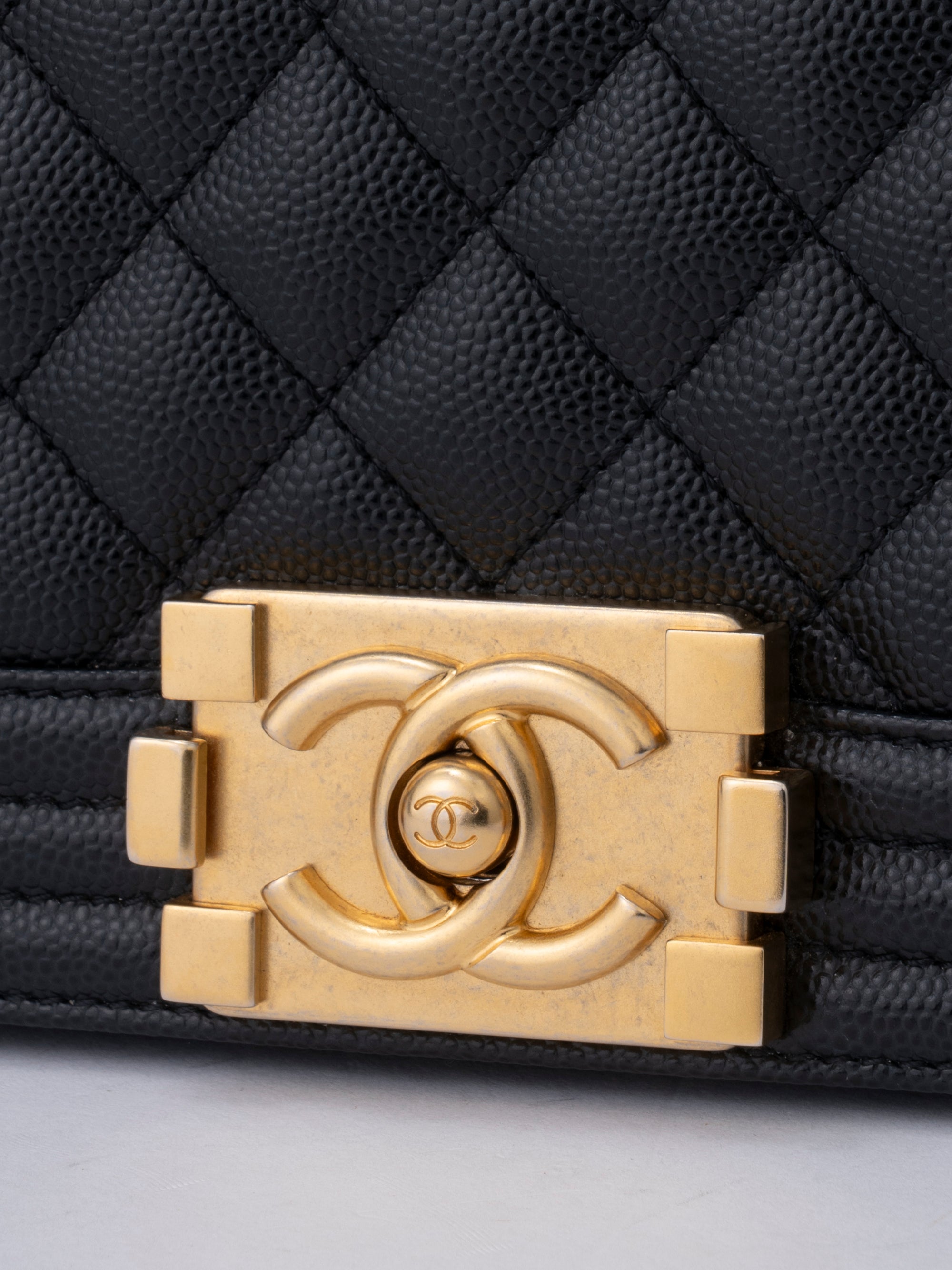 Chanel Boy Chanel Chain Shoulder Bag Caviar Skin Black Gold Hardware