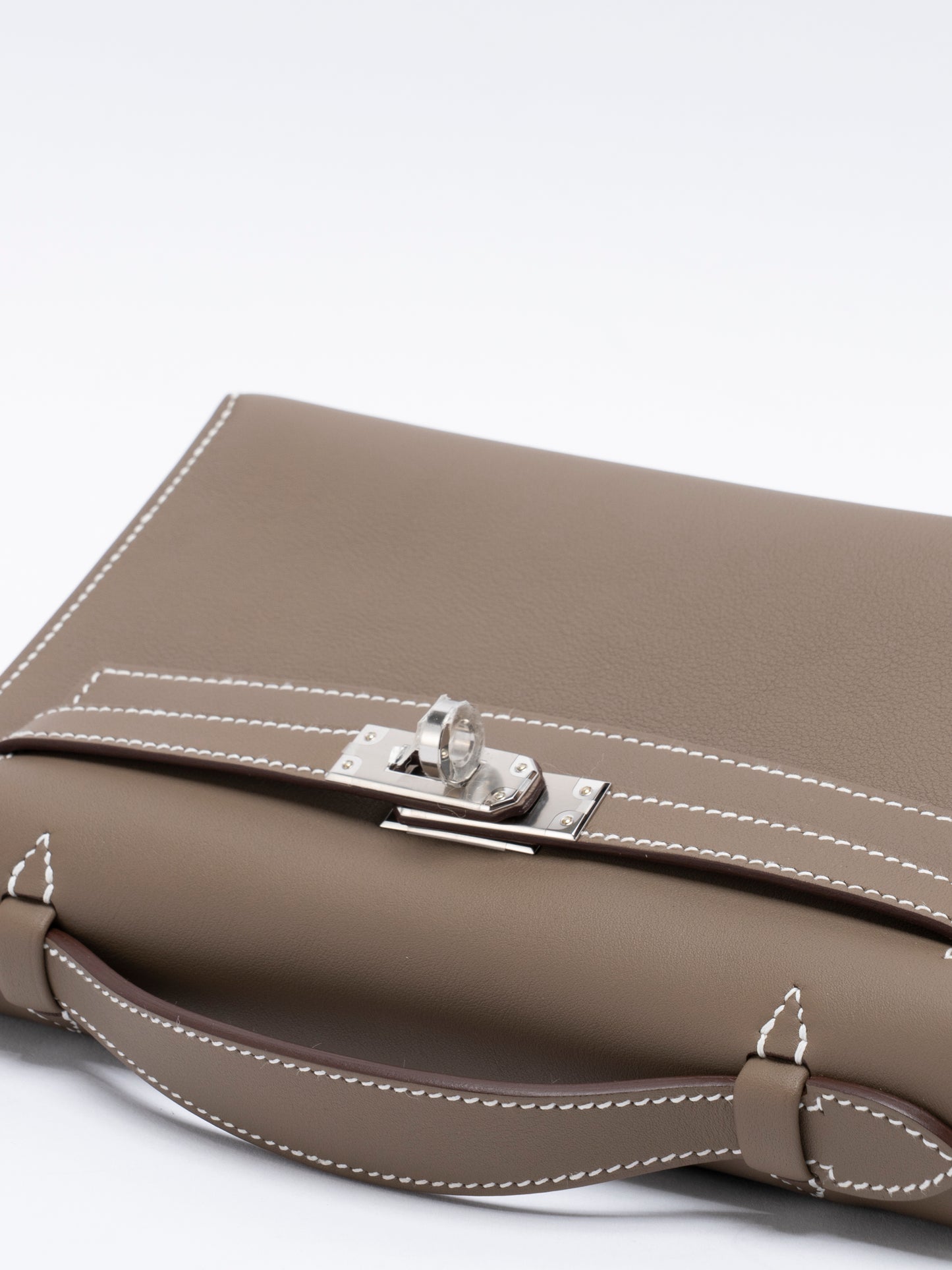 エルメス ポシェットケリー ハンドバッグ K刻:2025年 スイフト エトゥープ シルバー金具 新品