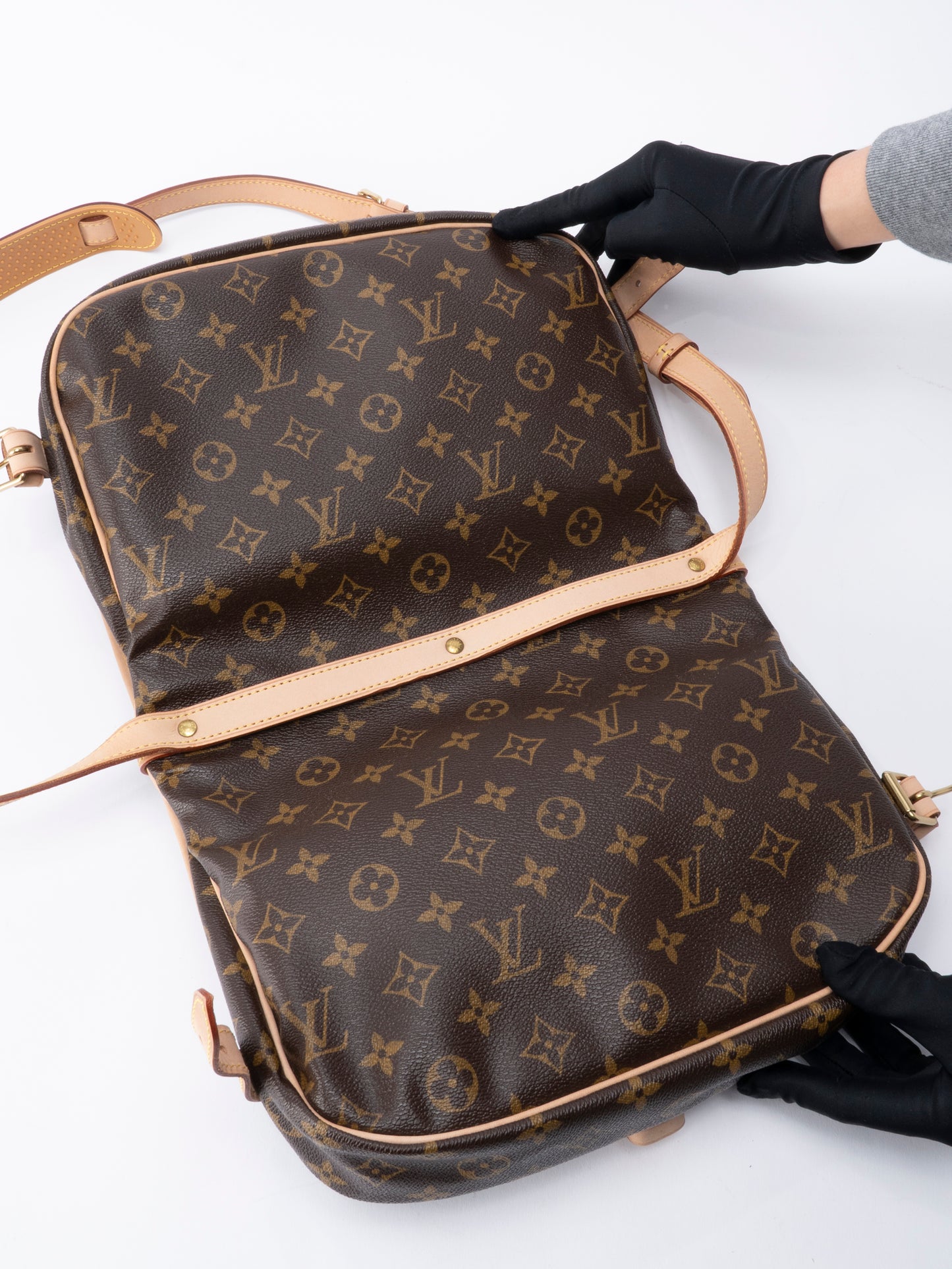 ルイ・ヴィトン M42256 ソミュール30 ショルダーバッグ モノグラムキャンバス ブラウン ゴールド金具