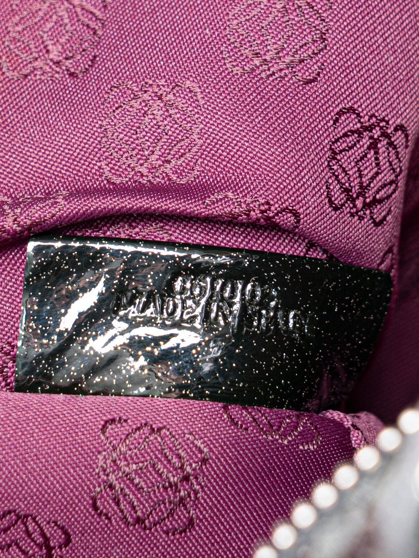 ロエベ アマソナ28 ハンドバッグ パテントレザー ブラック シルバー金具