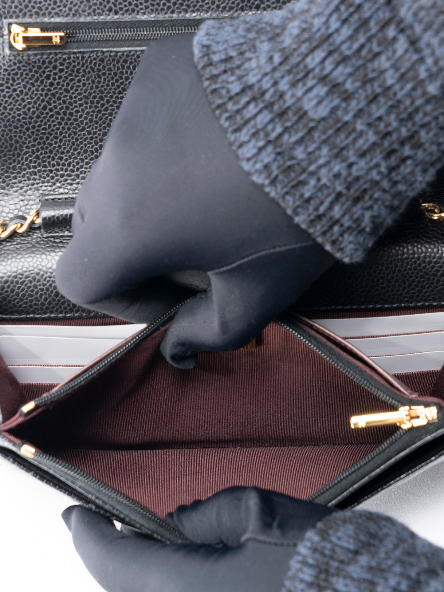 シャネル マトラッセ シリアルプレート チェーンウォレット キャビアスキン ブラック ゴールド金具