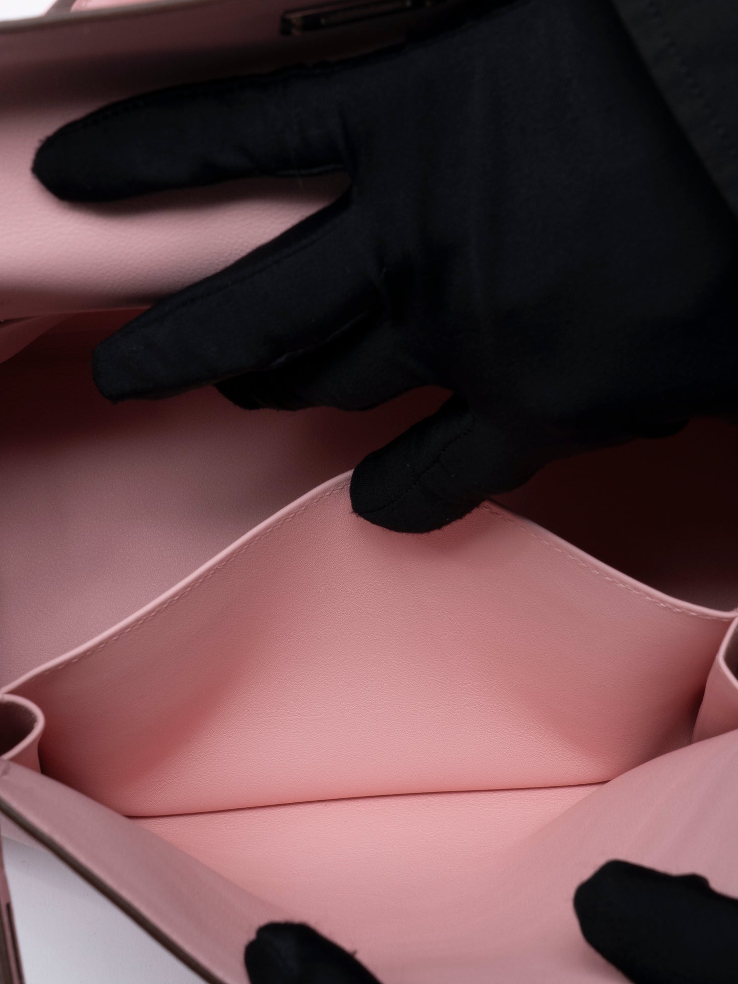 エルメス ケリー25 ハンドバッグ 内縫い K刻:2025年 スイフト ローズサクラ シルバー金具 新品