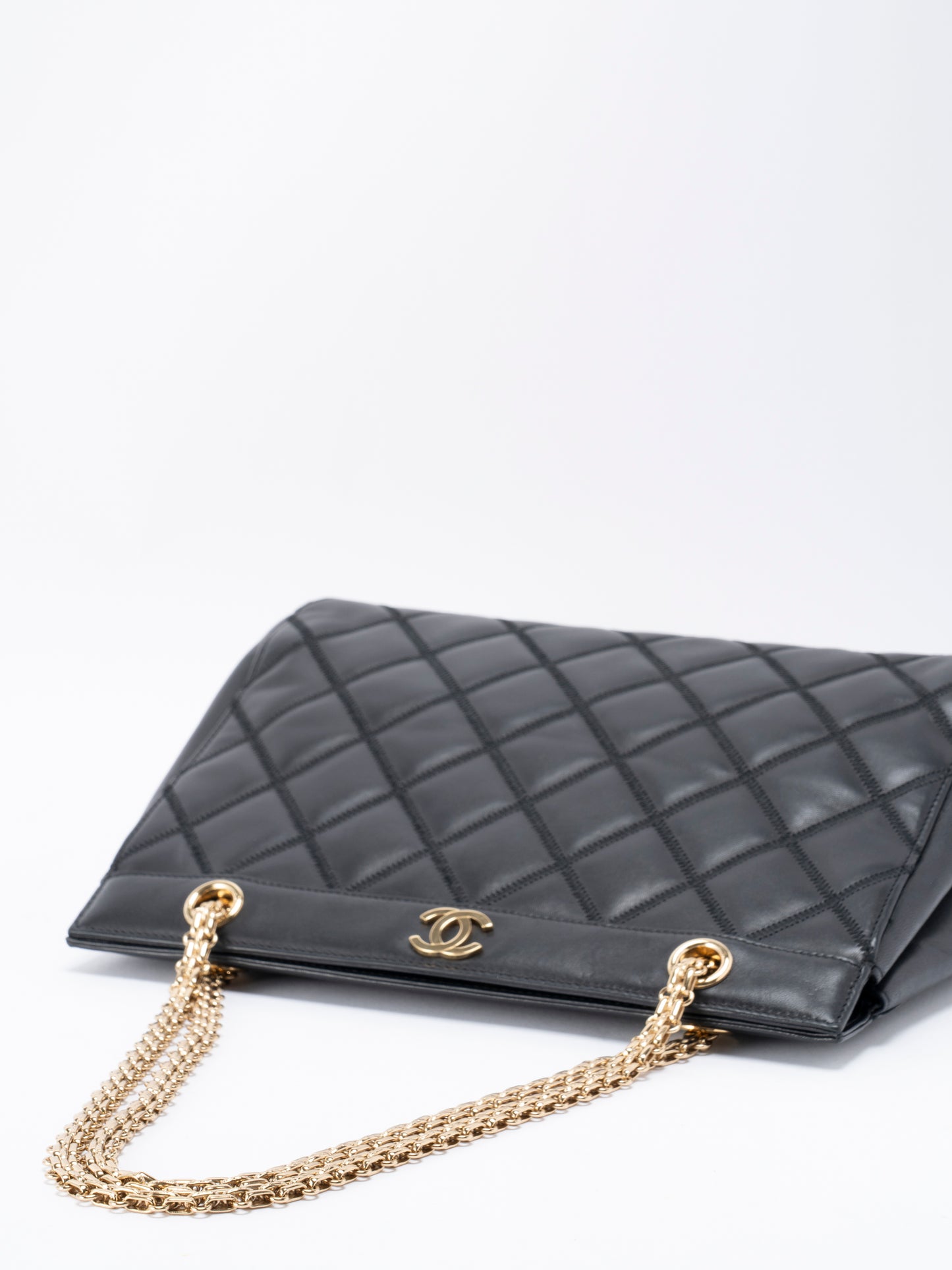 シャネル ビコローレ チェーントートバッグ ラムスキン ブラック ゴールド金具