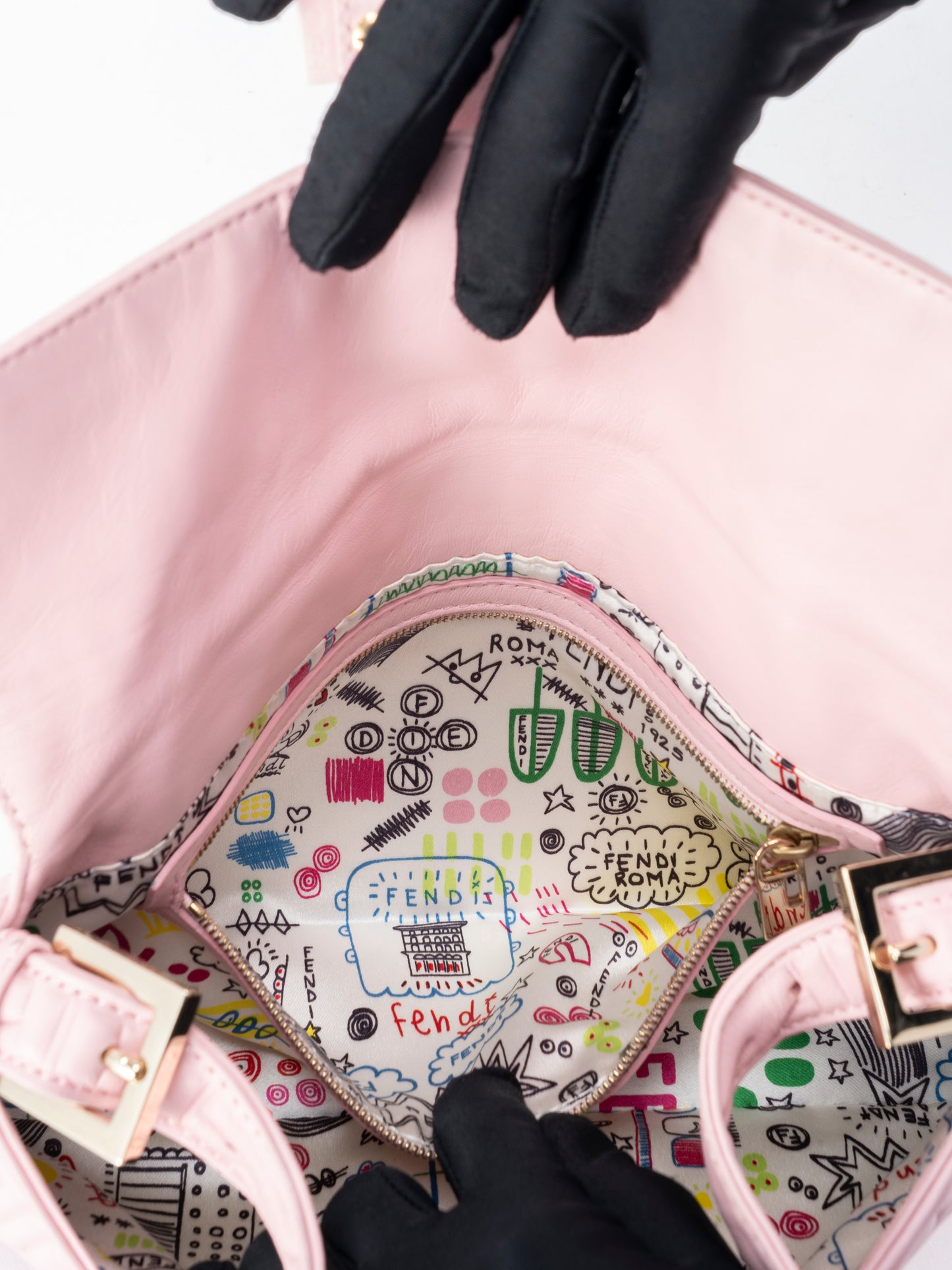 フェンディ マンマバケット ショルダーバッグ レザー ピンク ゴールド金具