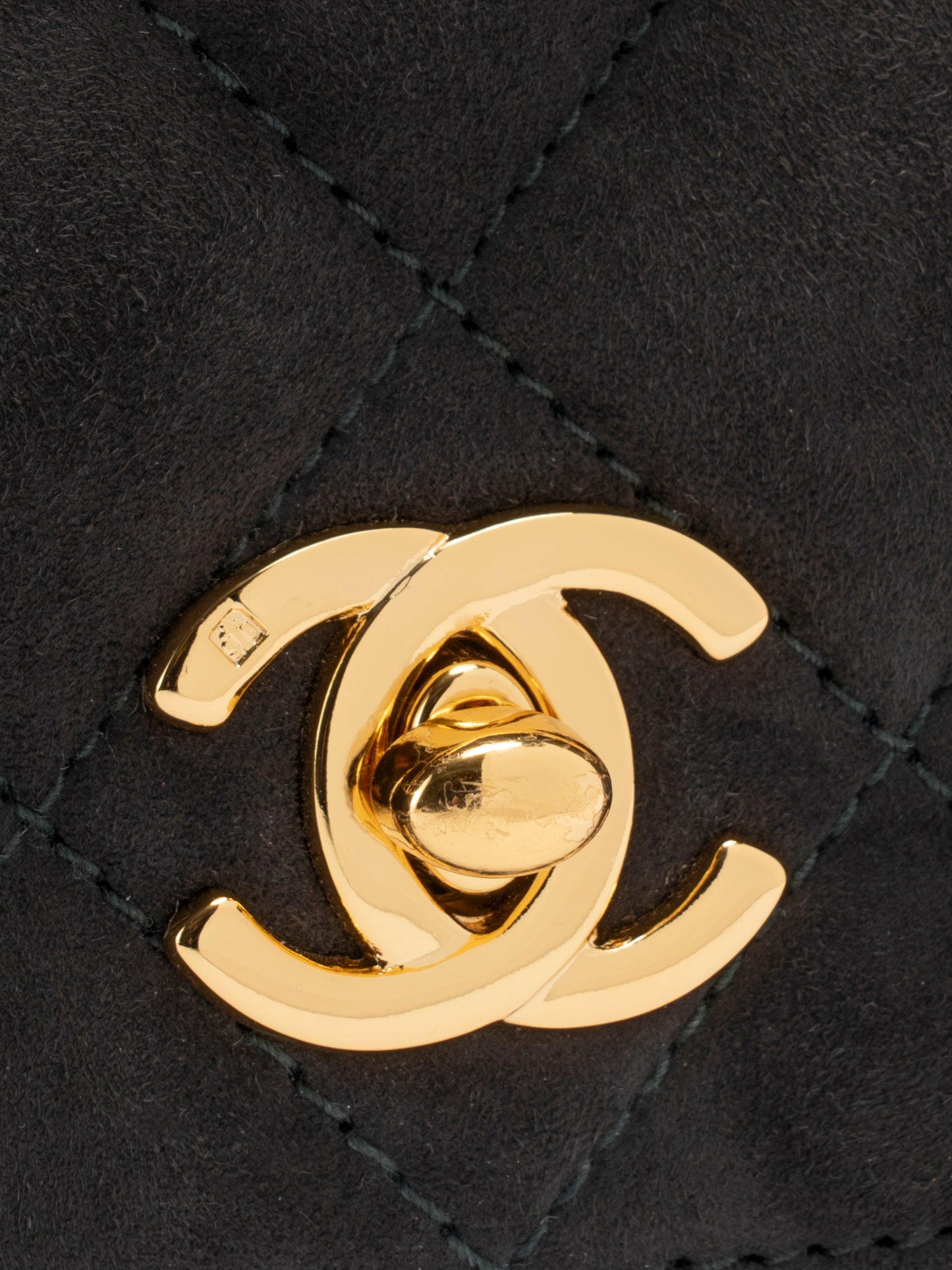 シャネル マトラッセ トップハンドルバッグ スエード グレー ゴールド金具